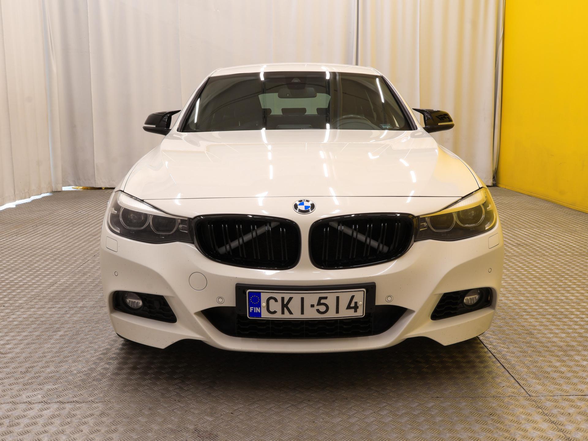 BMW 320 Gran Turismo 2016