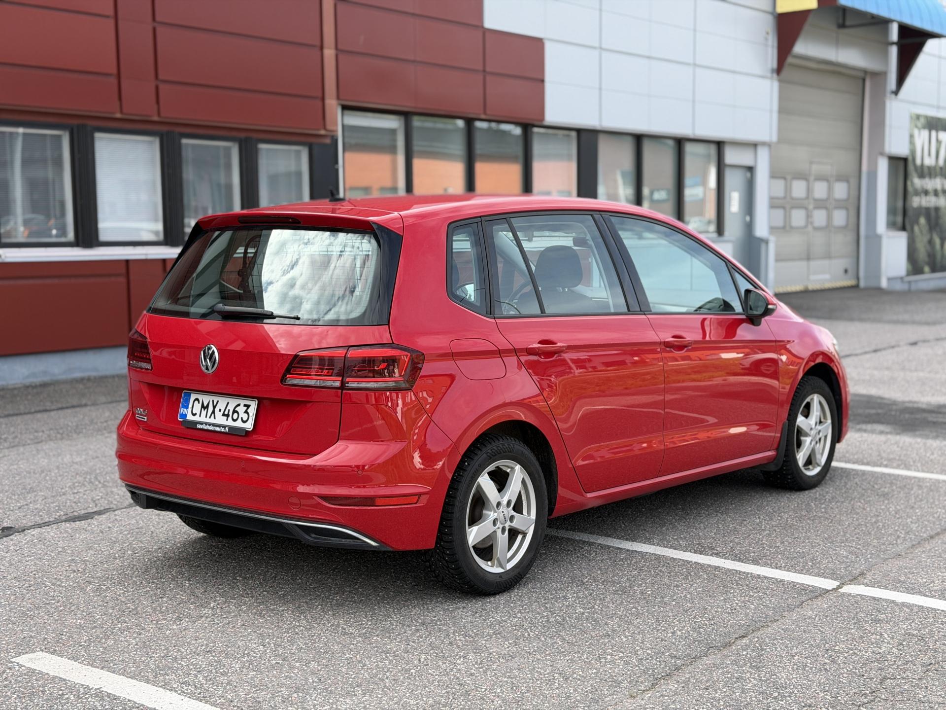 VOLKSWAGEN Golf Sportsvan 2019
