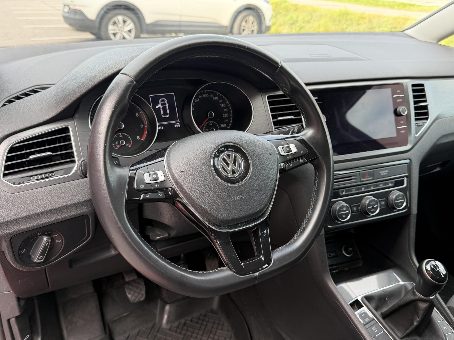 VOLKSWAGEN Golf Sportsvan 2019