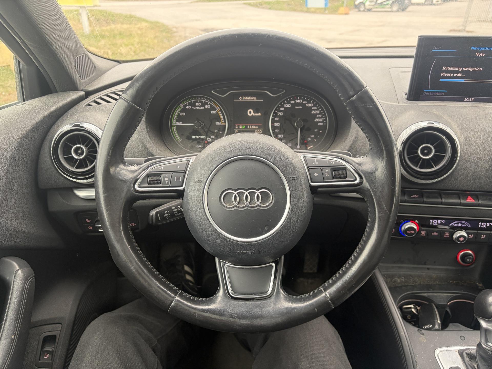 AUDI A3 2015