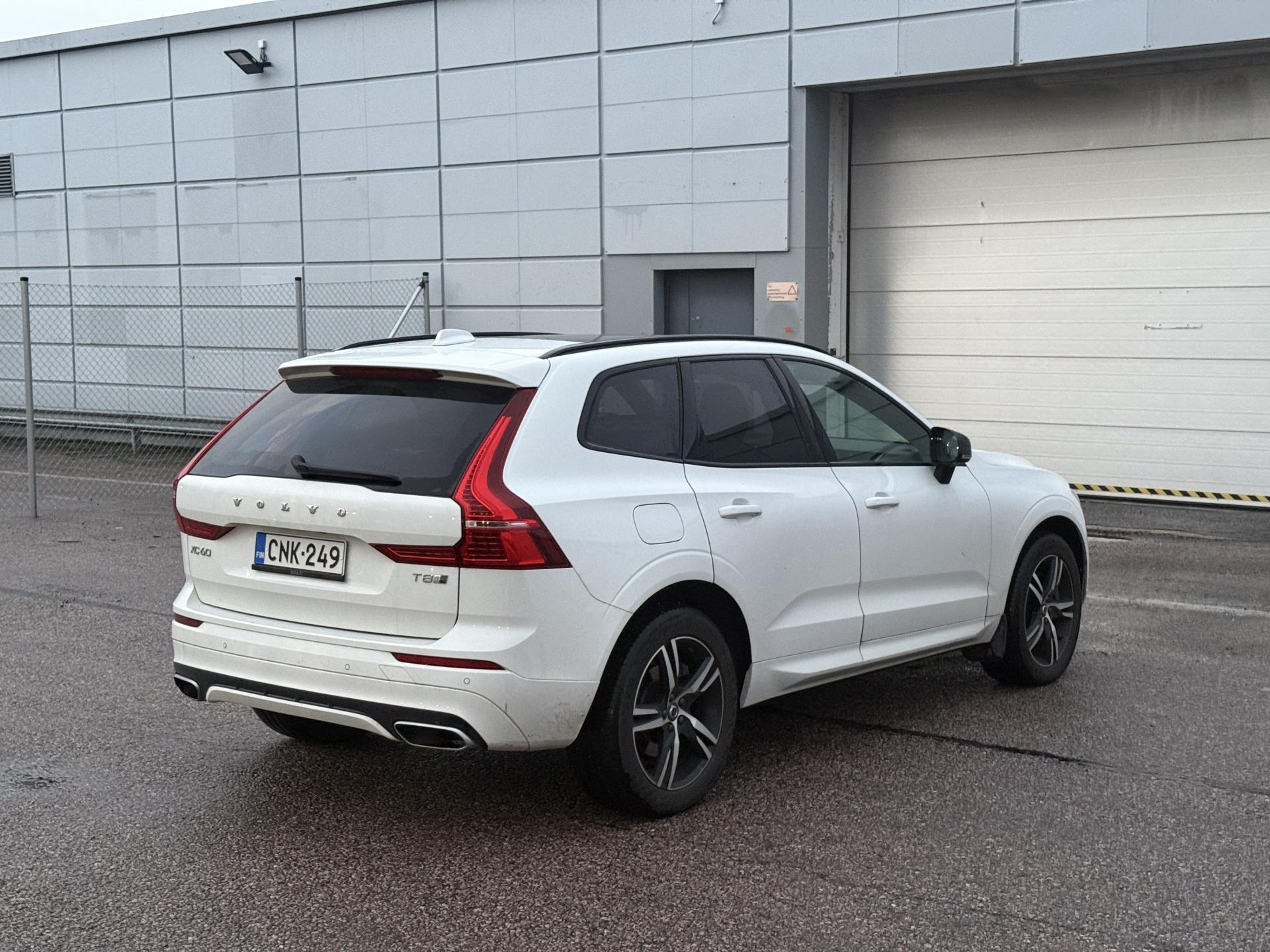 VOLVO XC60 2020