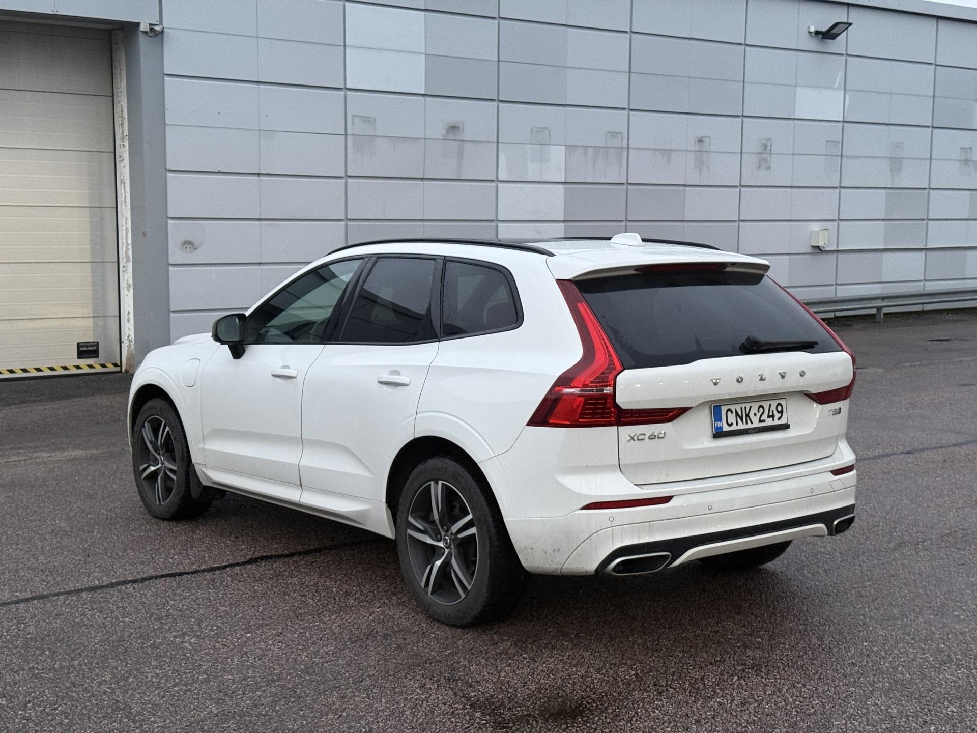 VOLVO XC60 2020