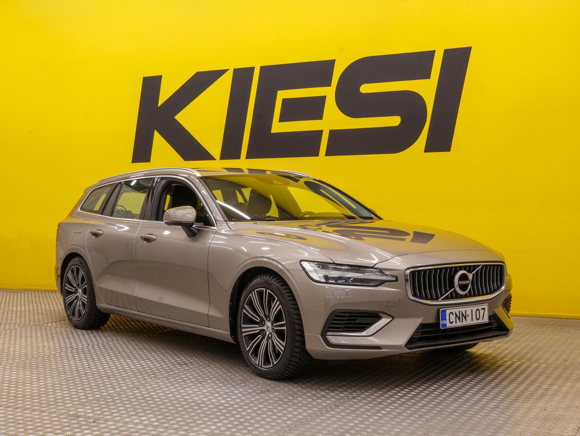 VOLVO V60 2020