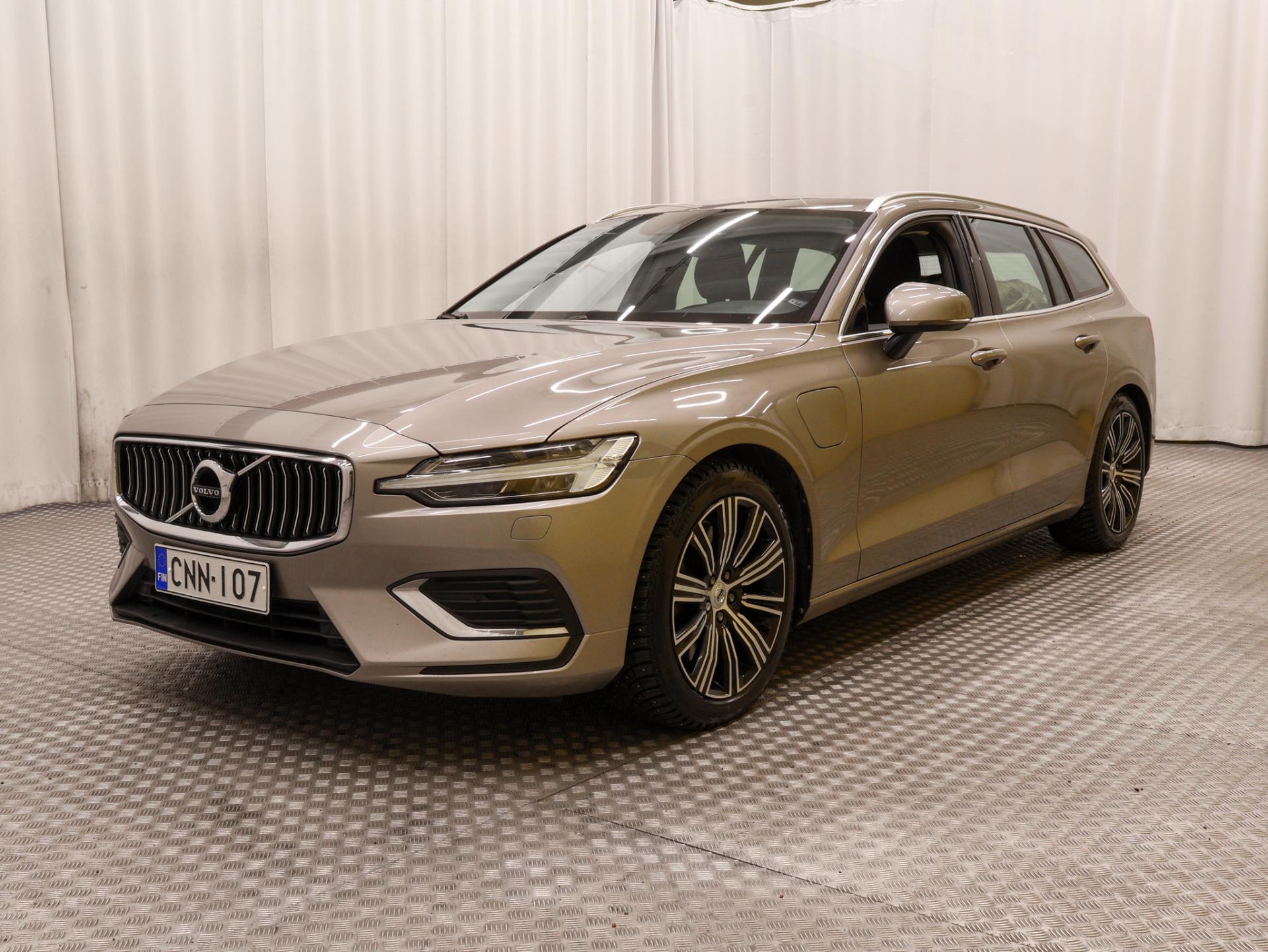 VOLVO V60 2020