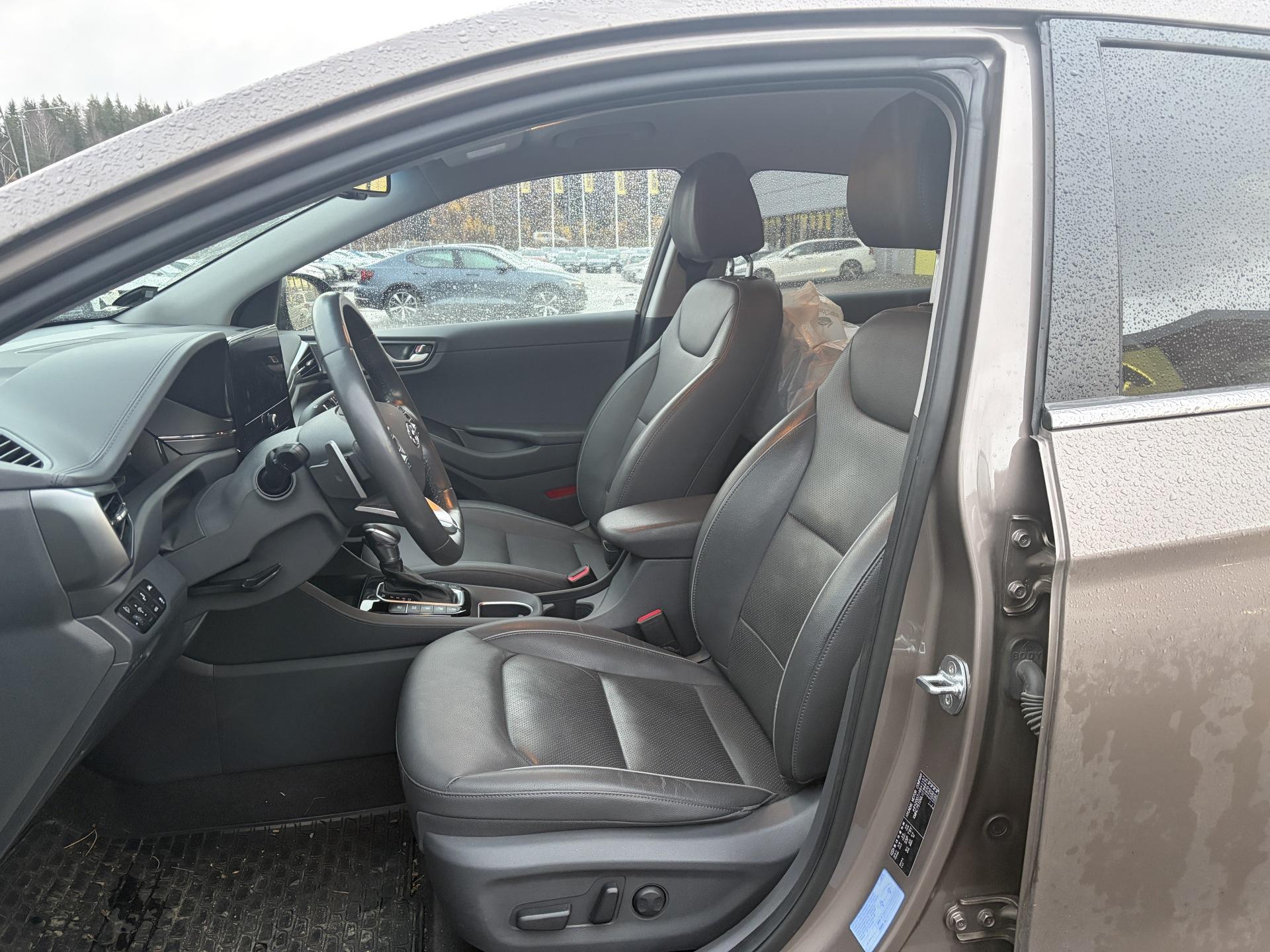 HYUNDAI Ioniq Plug-In 2021