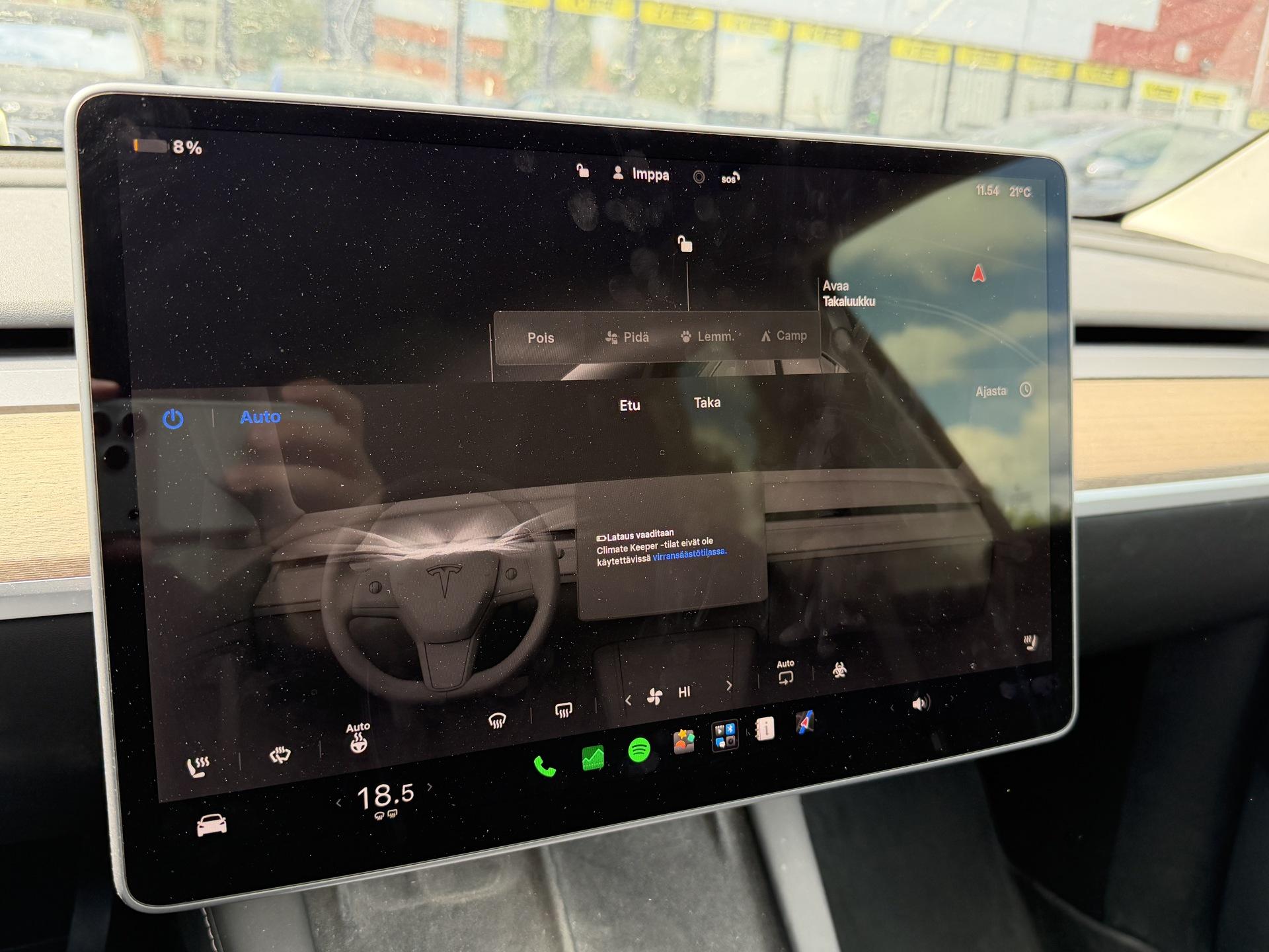 TESLA Model Y 2022