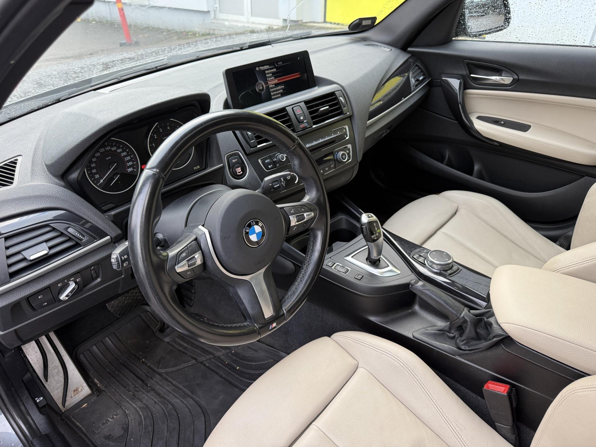 BMW 118 2015
