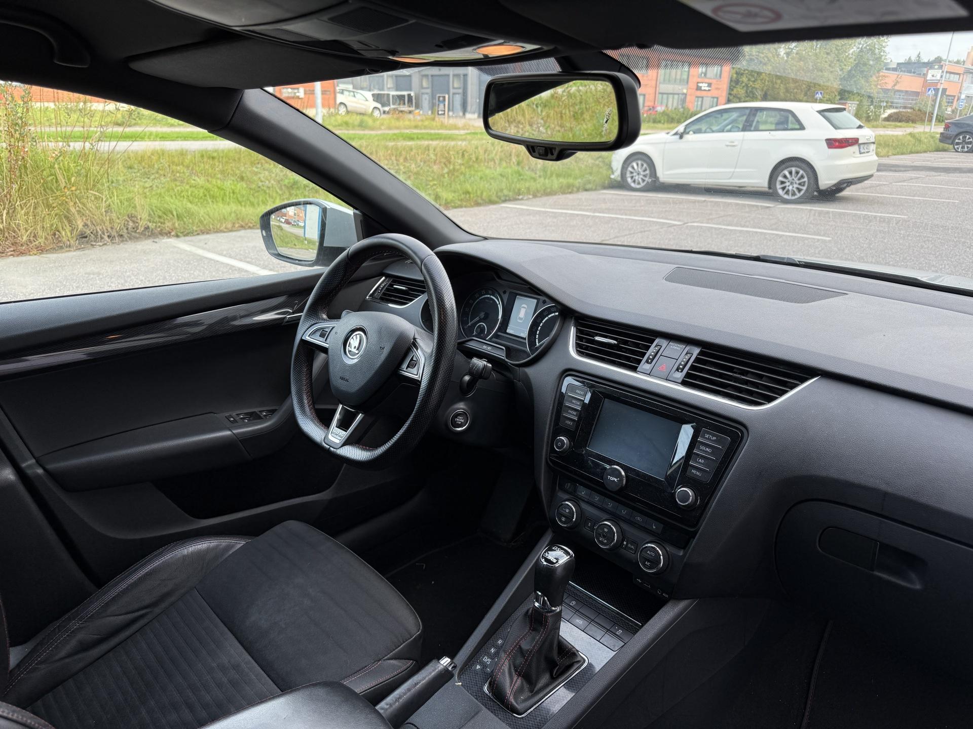 SKODA Octavia 2015
