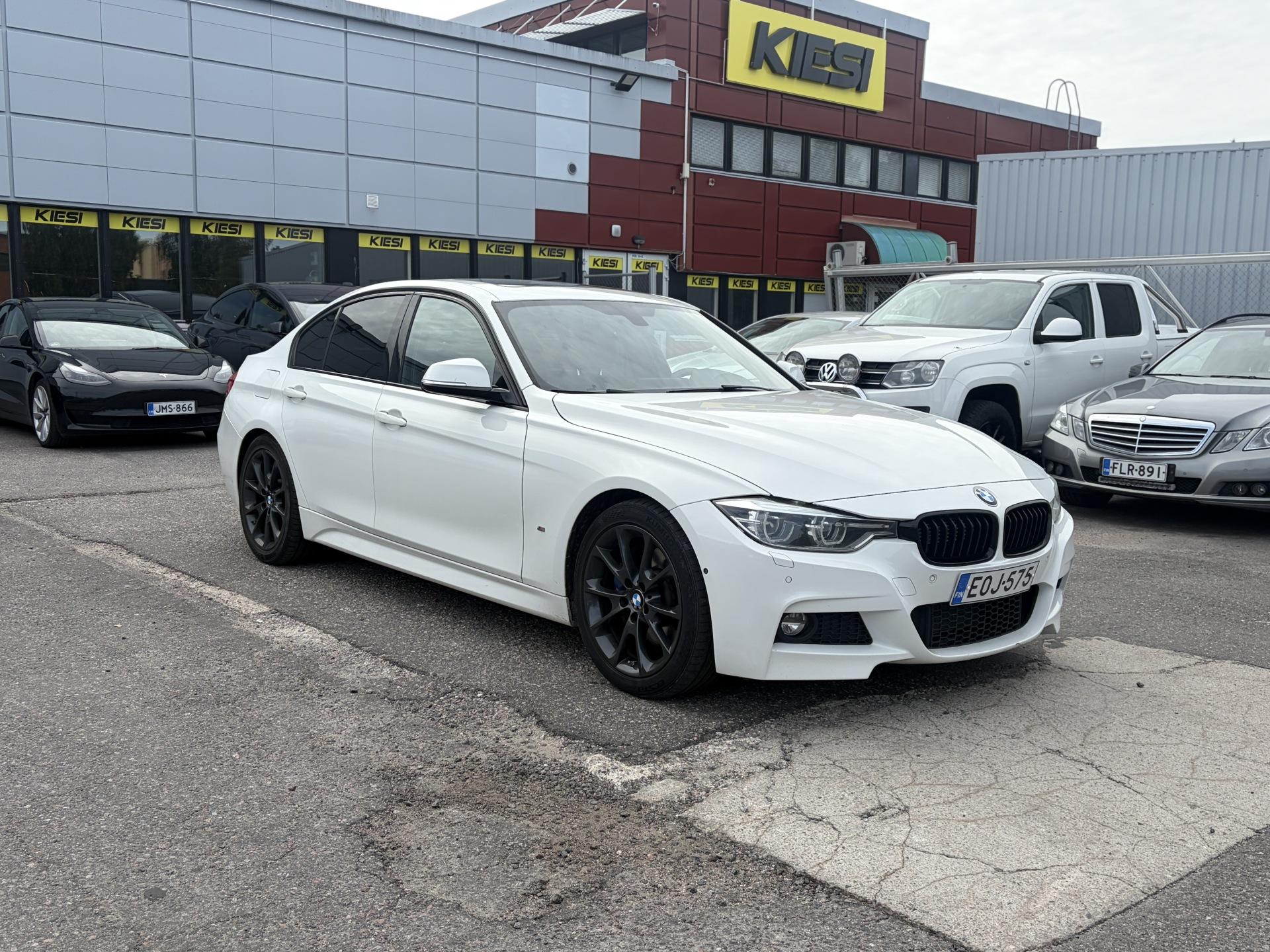 BMW 330 2017