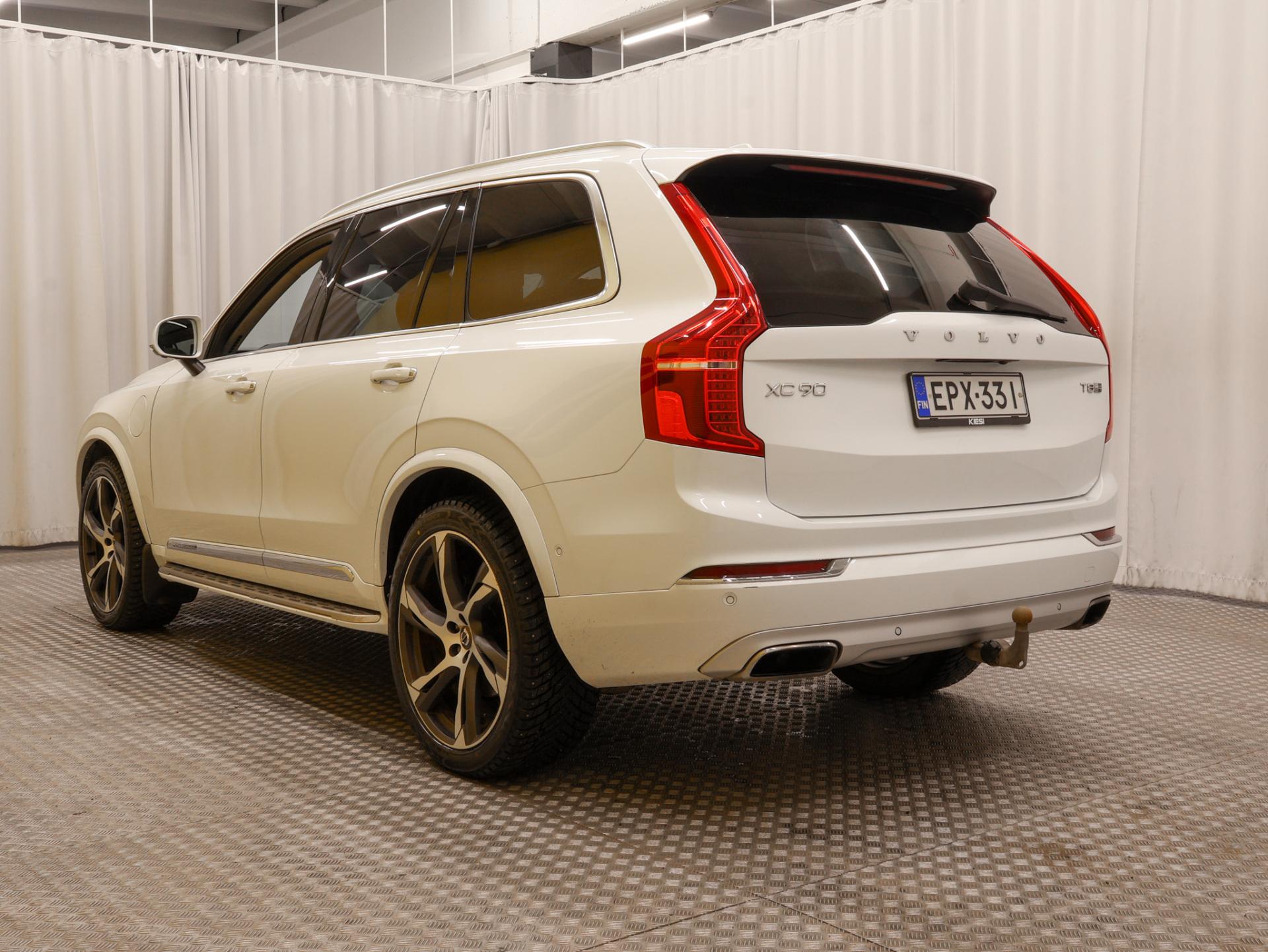 VOLVO XC90 2017