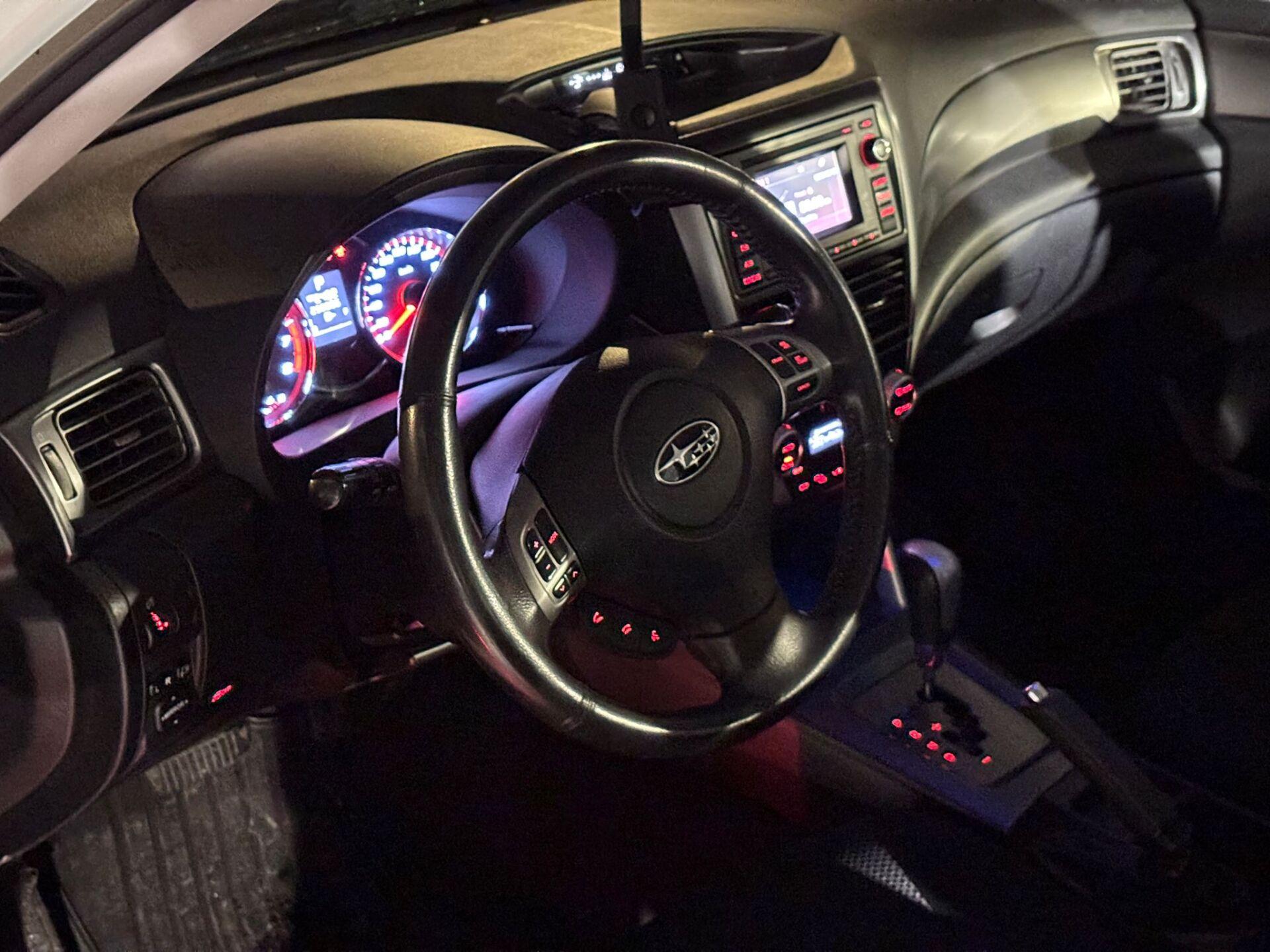 SUBARU Forester 2011