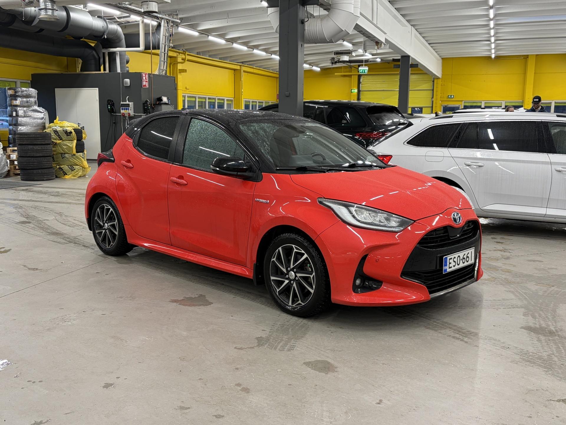 TOYOTA Yaris 2021