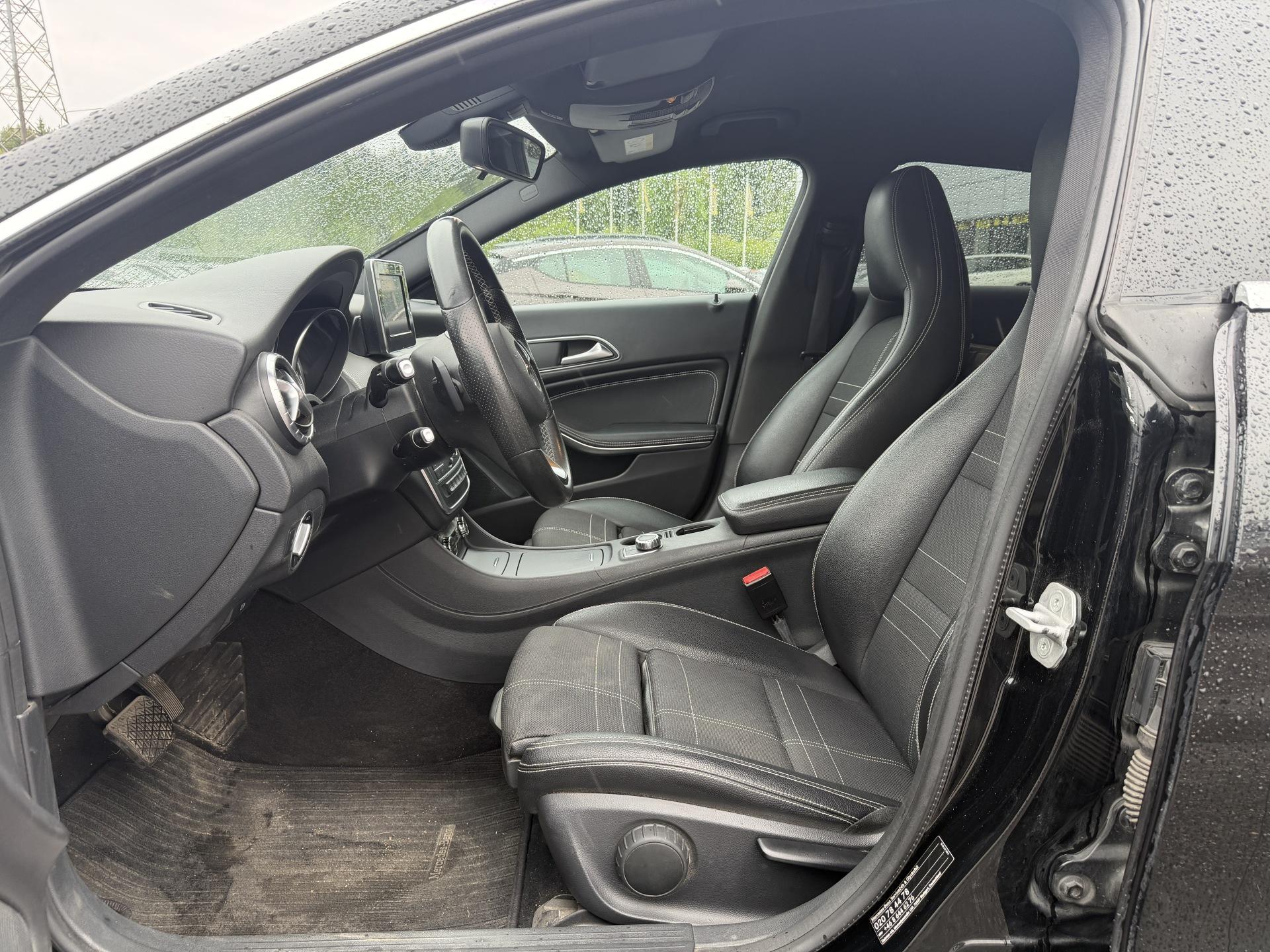 MERCEDES-BENZ CLA 2016