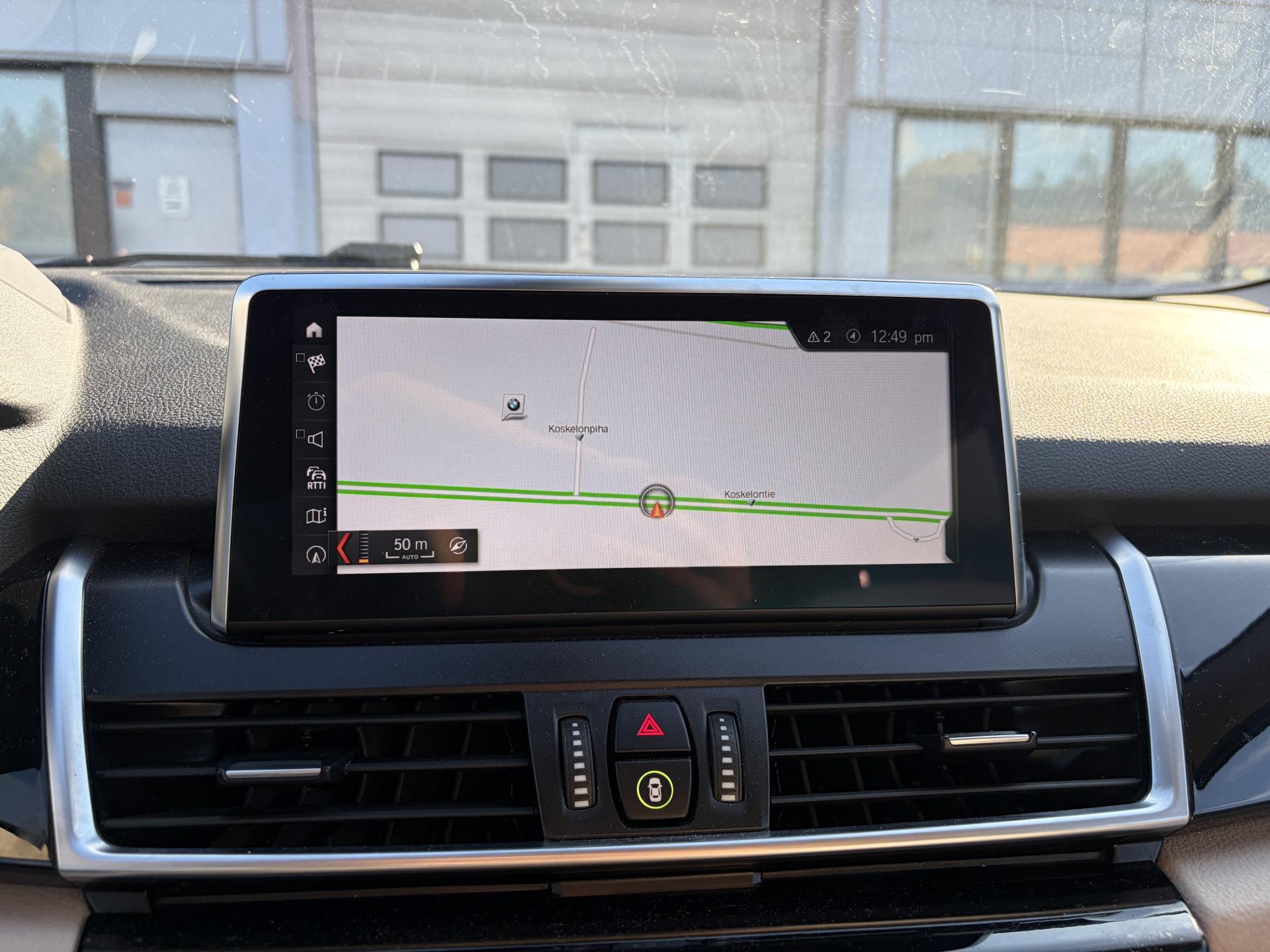 BMW 225 2019
