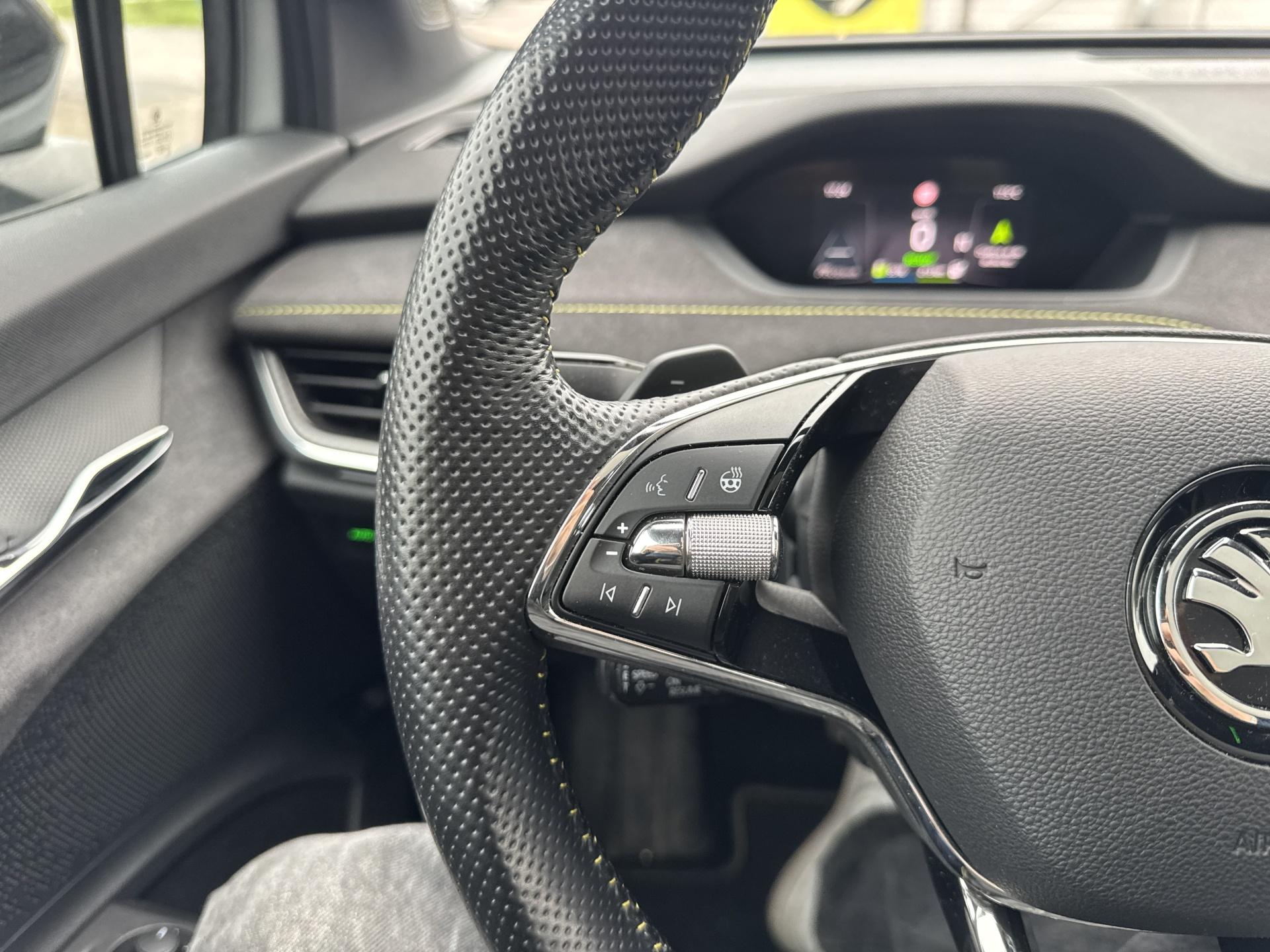 SKODA Enyaq 2023