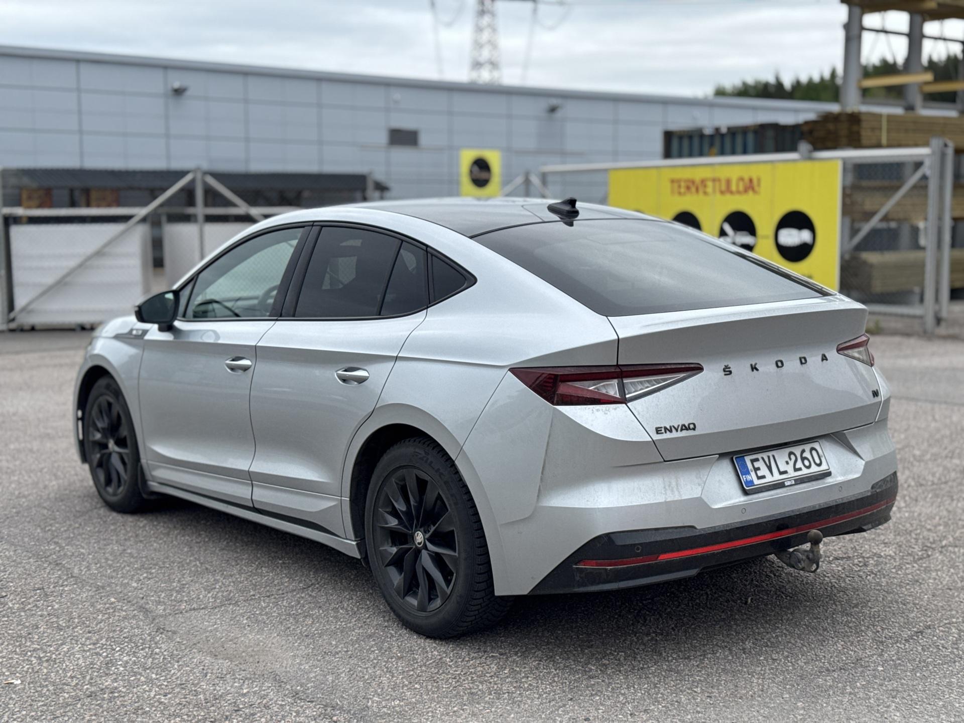 SKODA Enyaq 2023