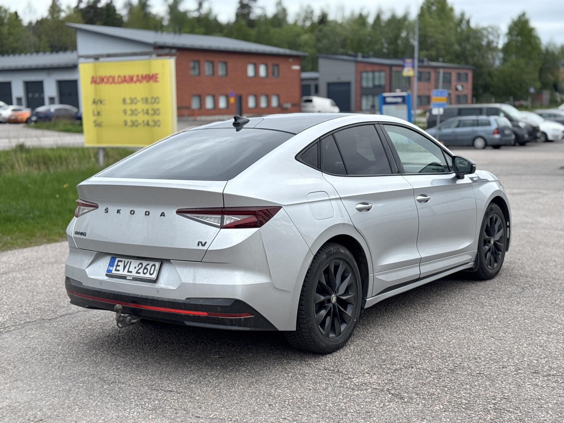 SKODA Enyaq 2023
