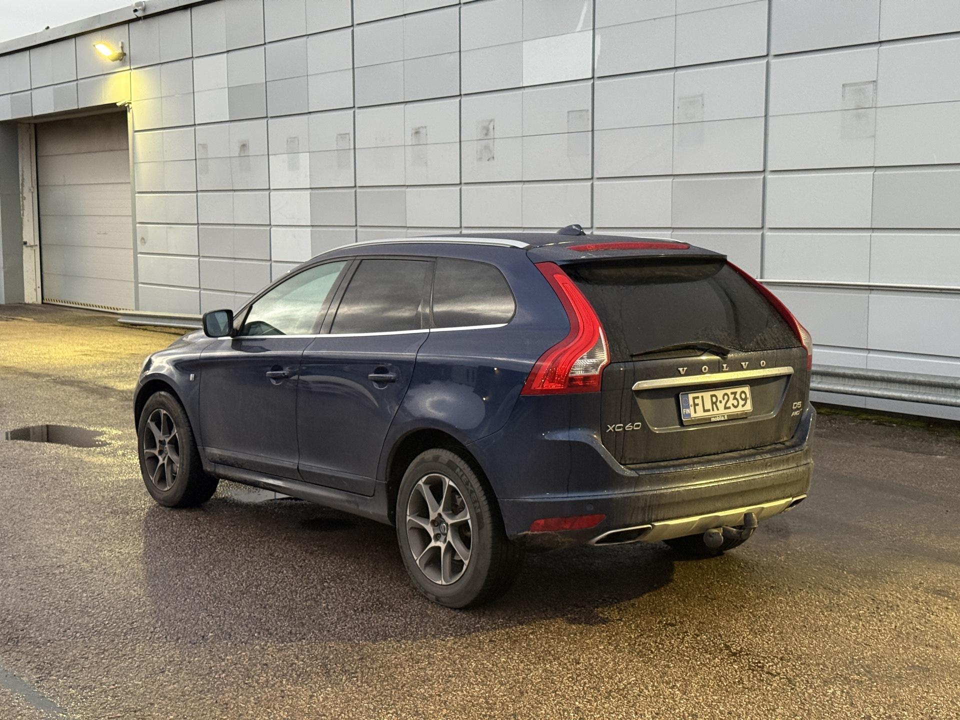 VOLVO XC60 2015
