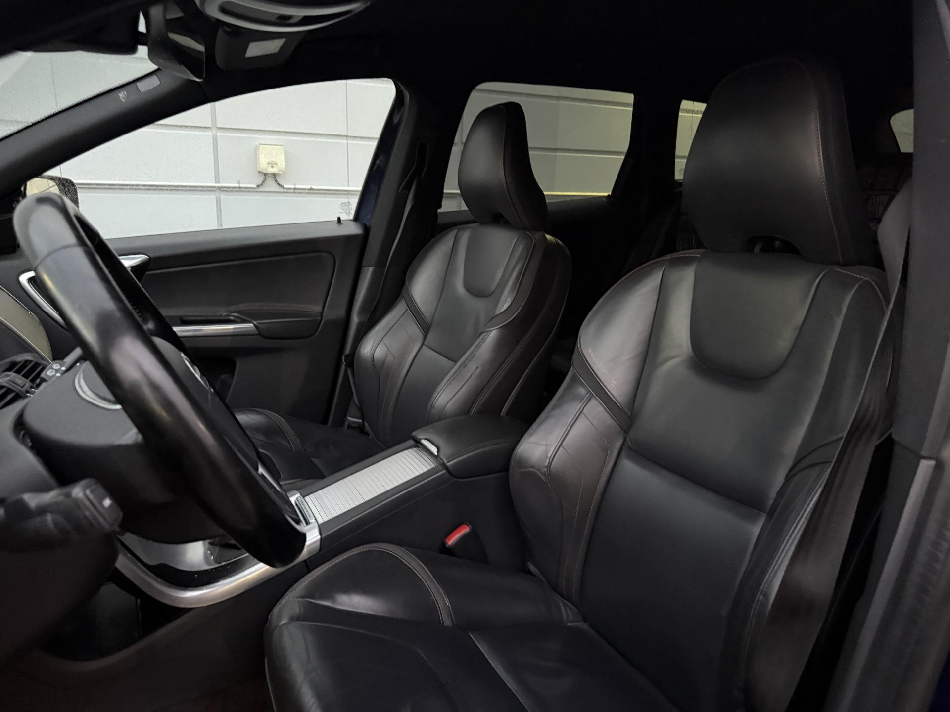 VOLVO XC60 2015
