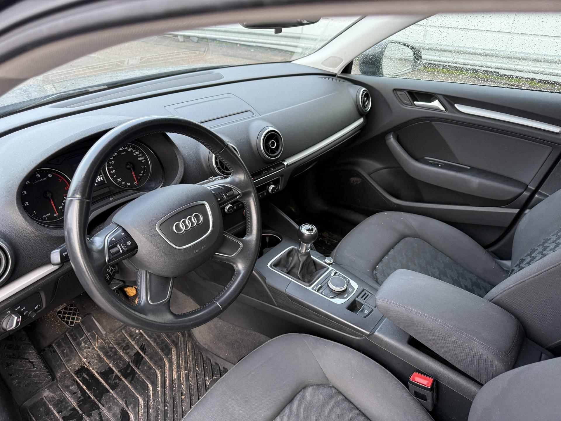 AUDI A3 2016