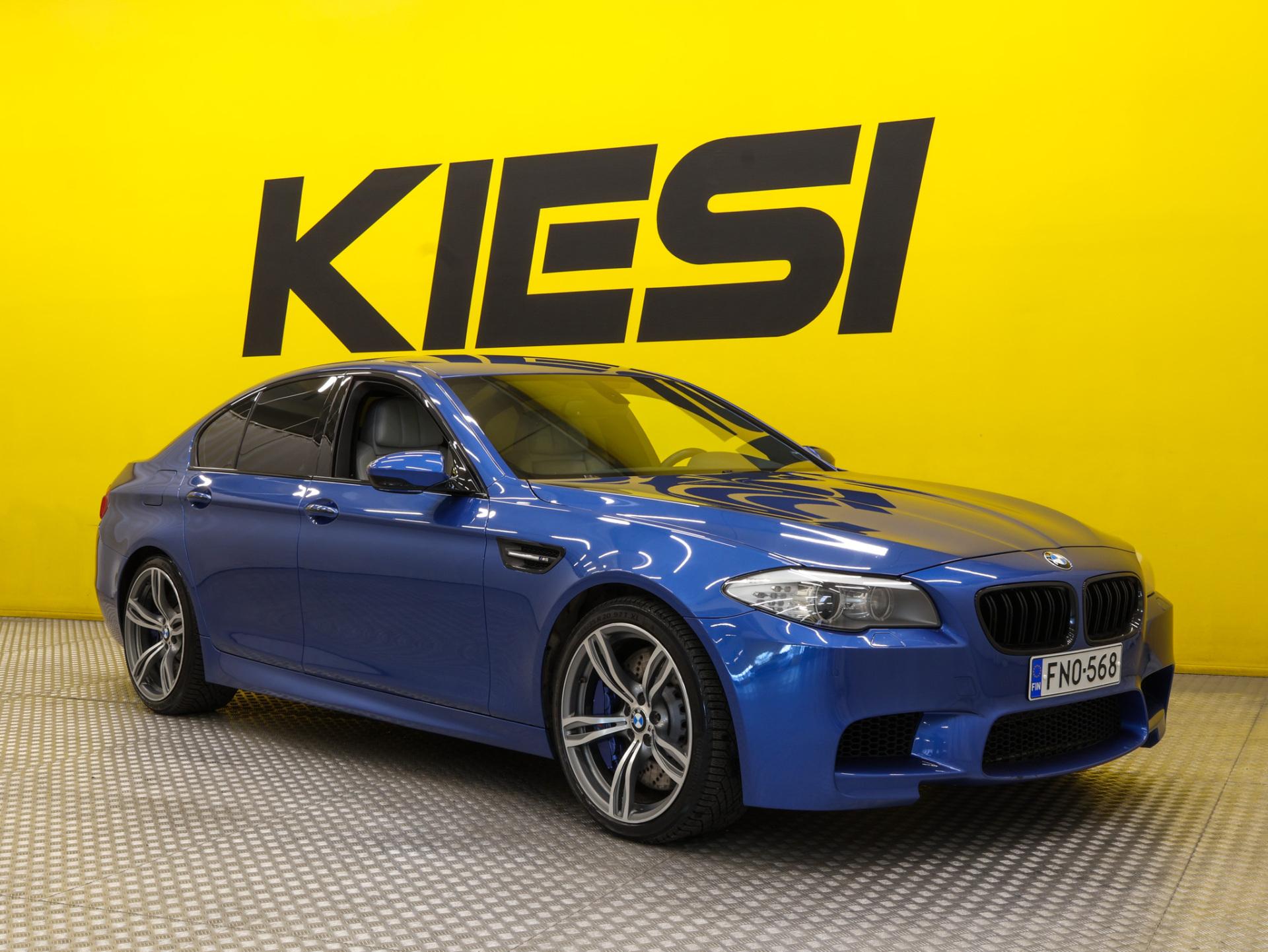 BMW M5 2012