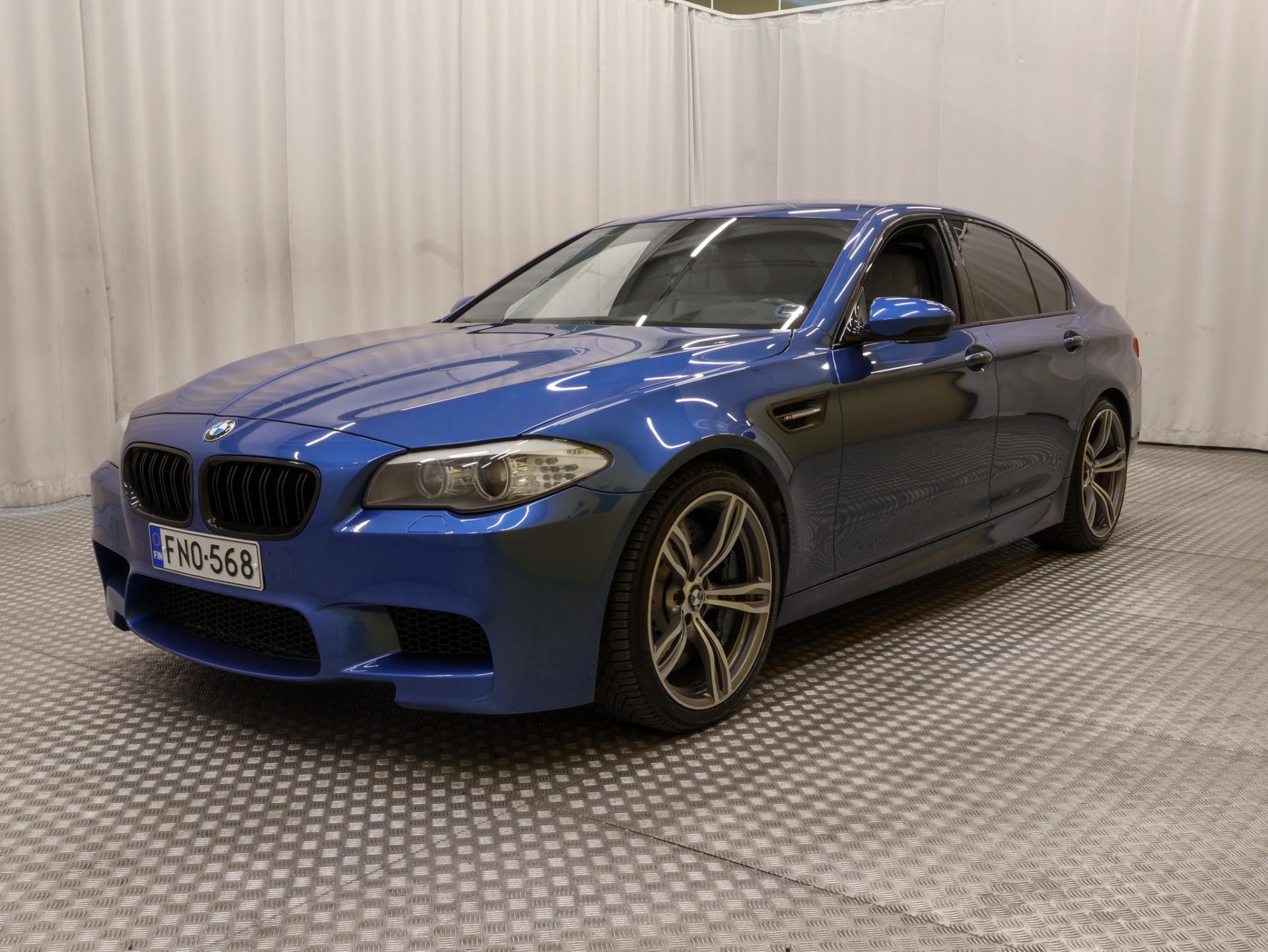 BMW M5 2012