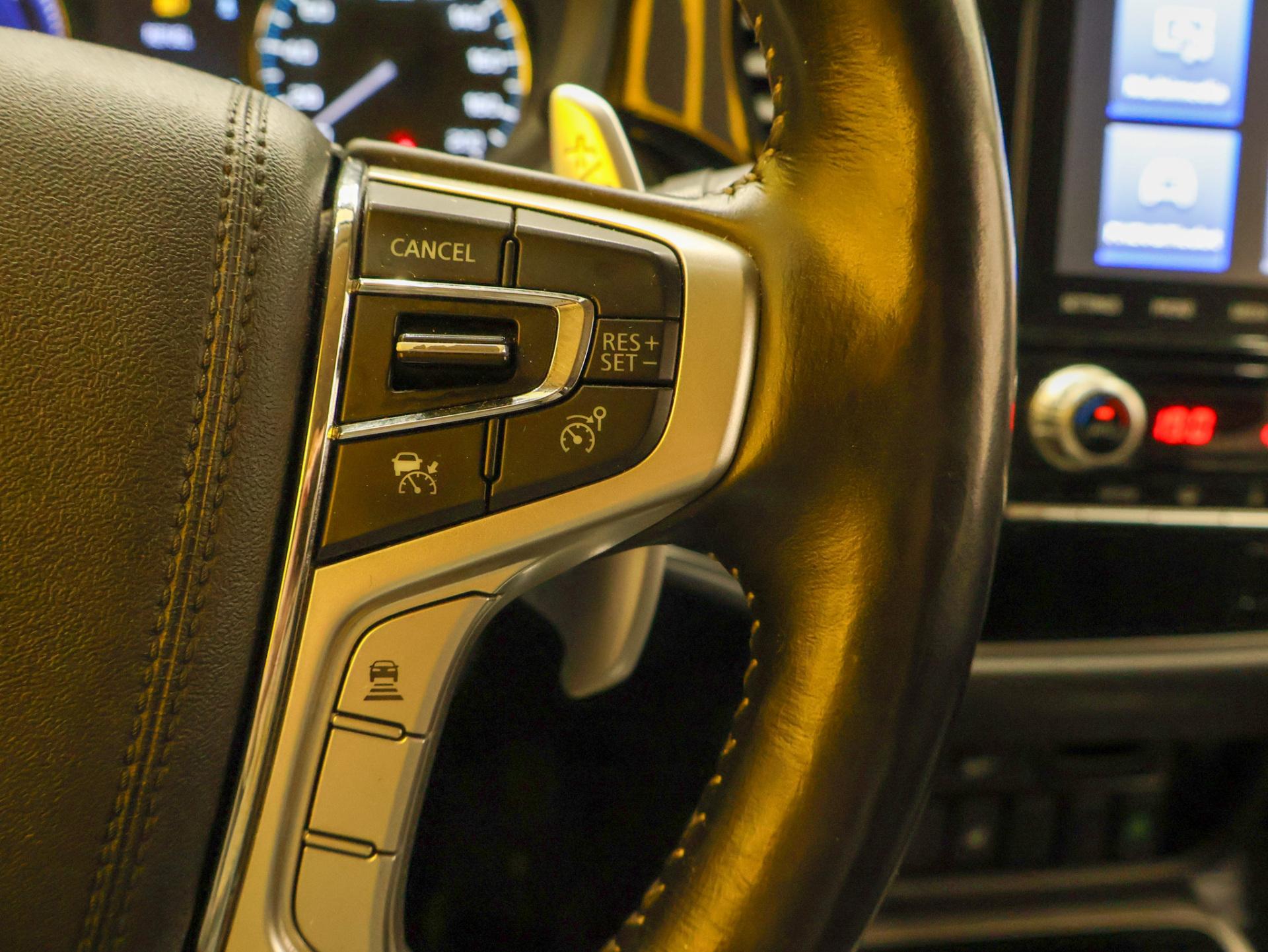 MITSUBISHI Outlander PHEV 2021