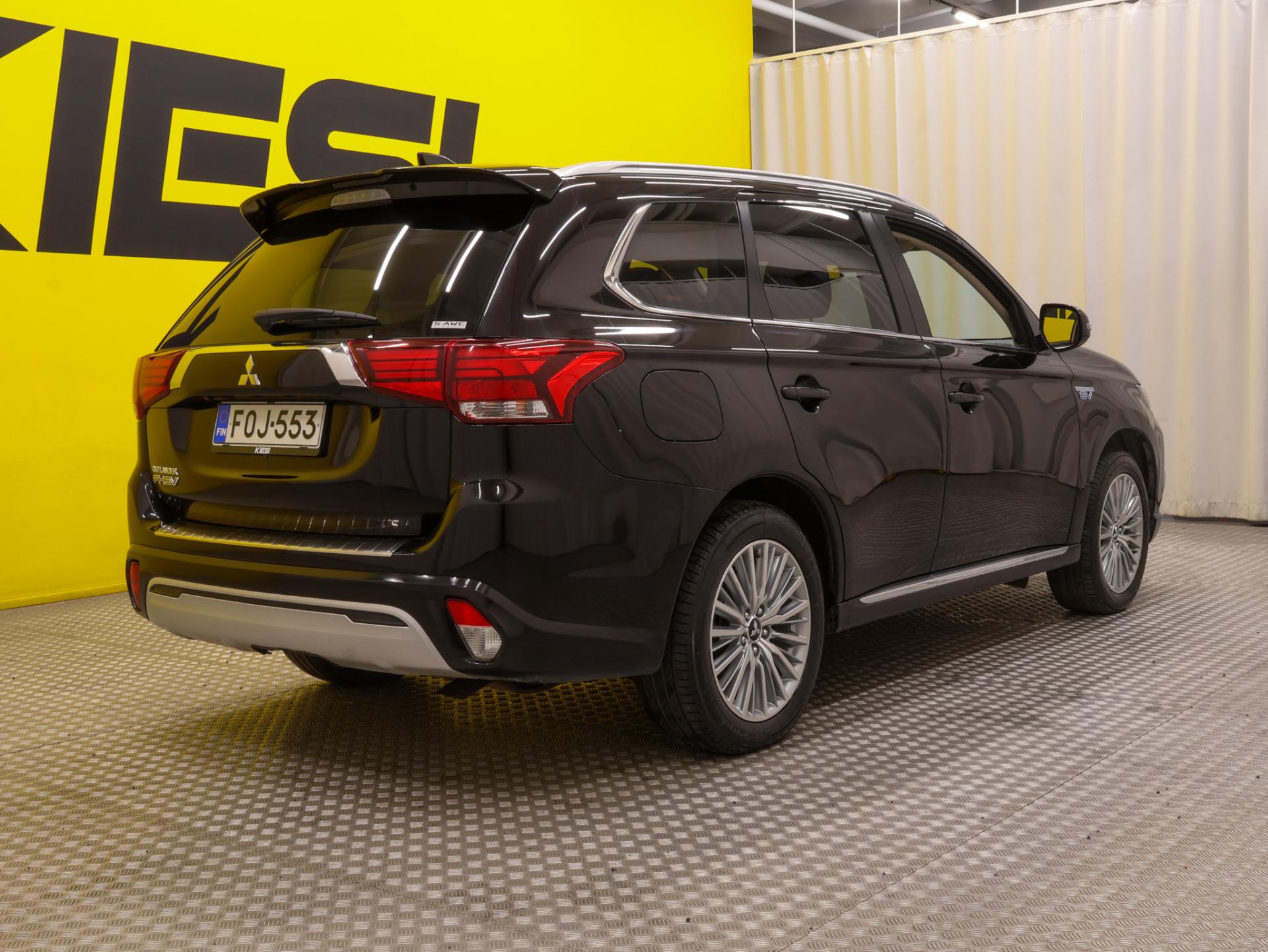 MITSUBISHI Outlander PHEV 2021