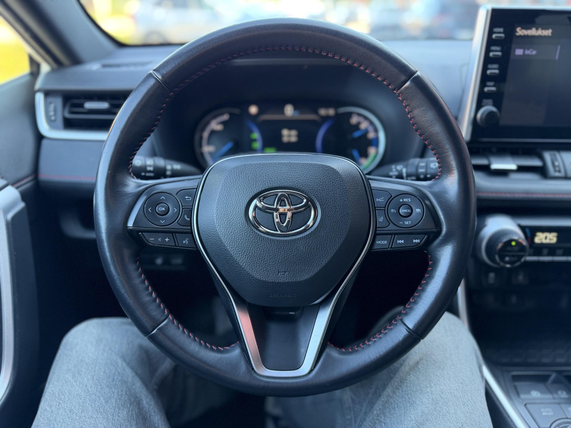 TOYOTA RAV4 Plug-In 2021