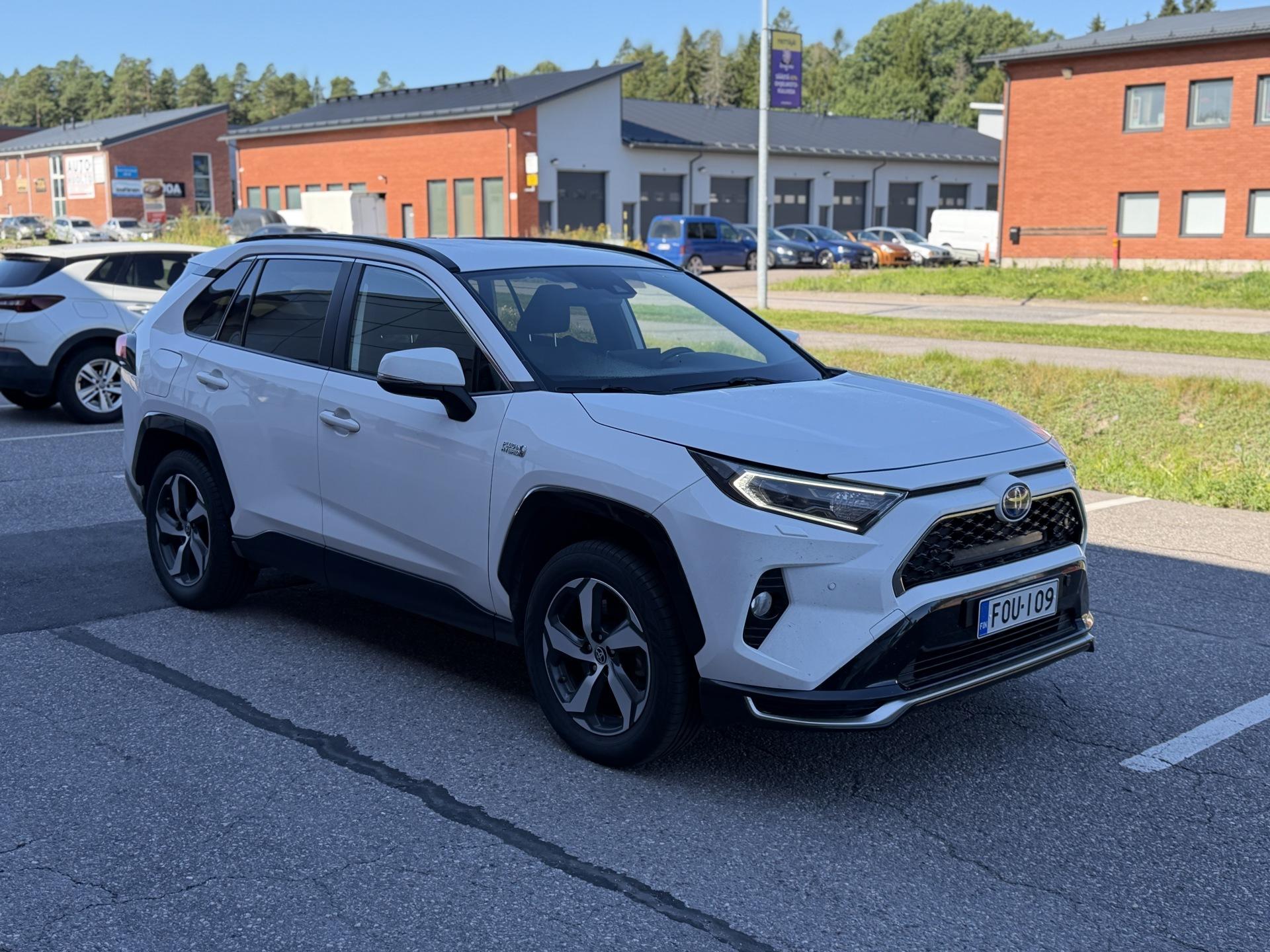 TOYOTA RAV4 Plug-In 2021