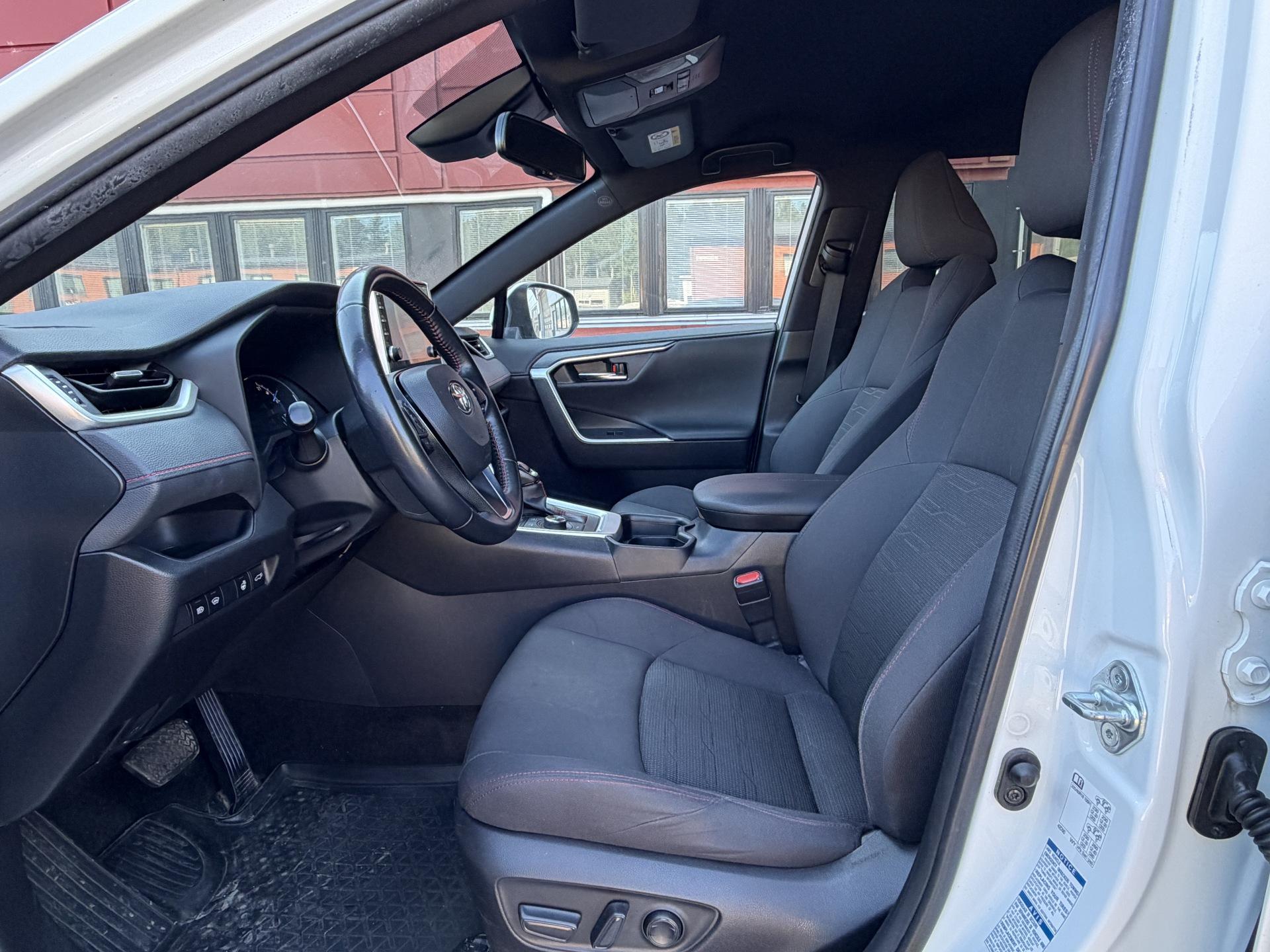 TOYOTA RAV4 Plug-In 2021