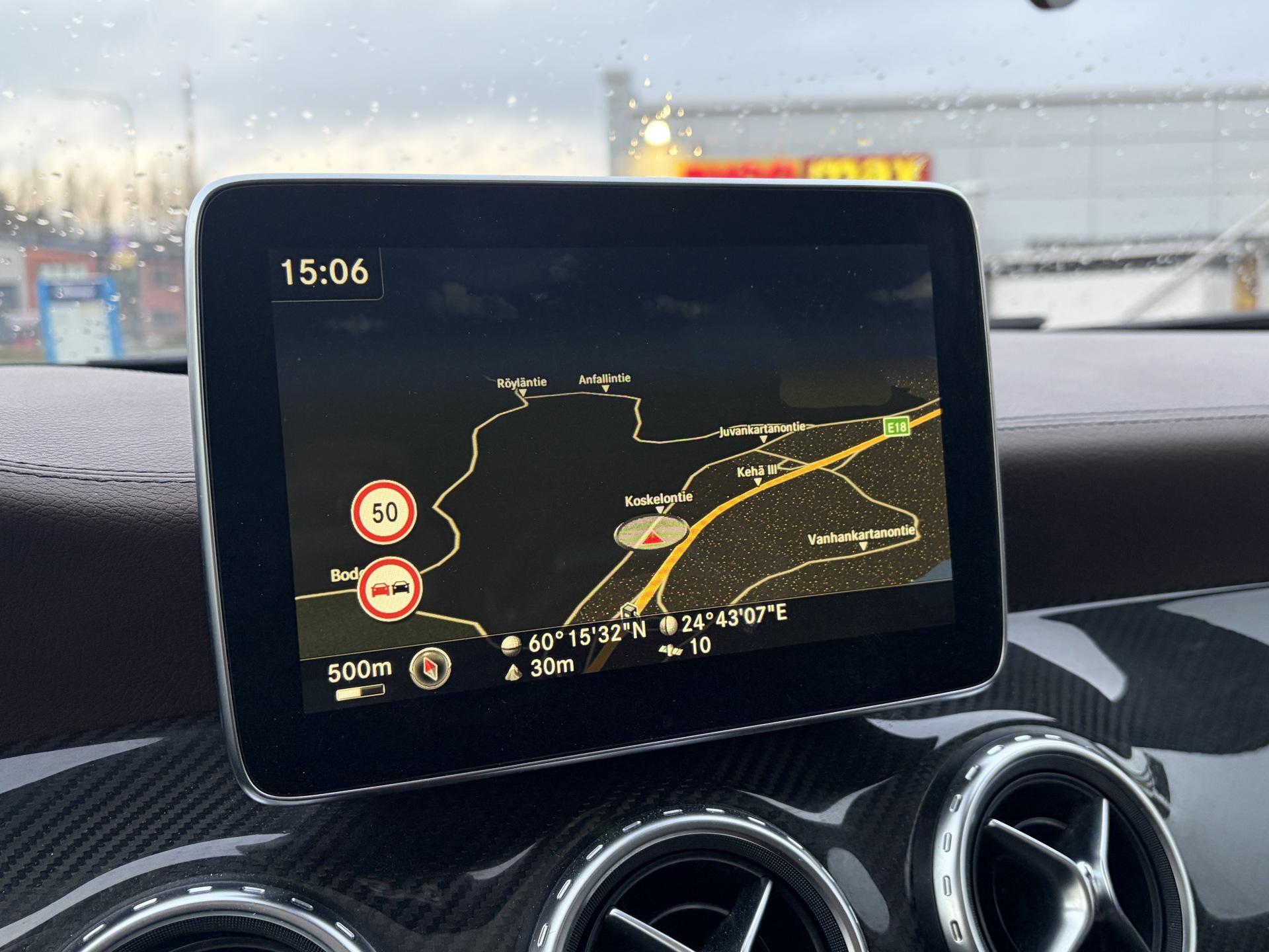 MERCEDES-BENZ GLA 45 AMG 2016