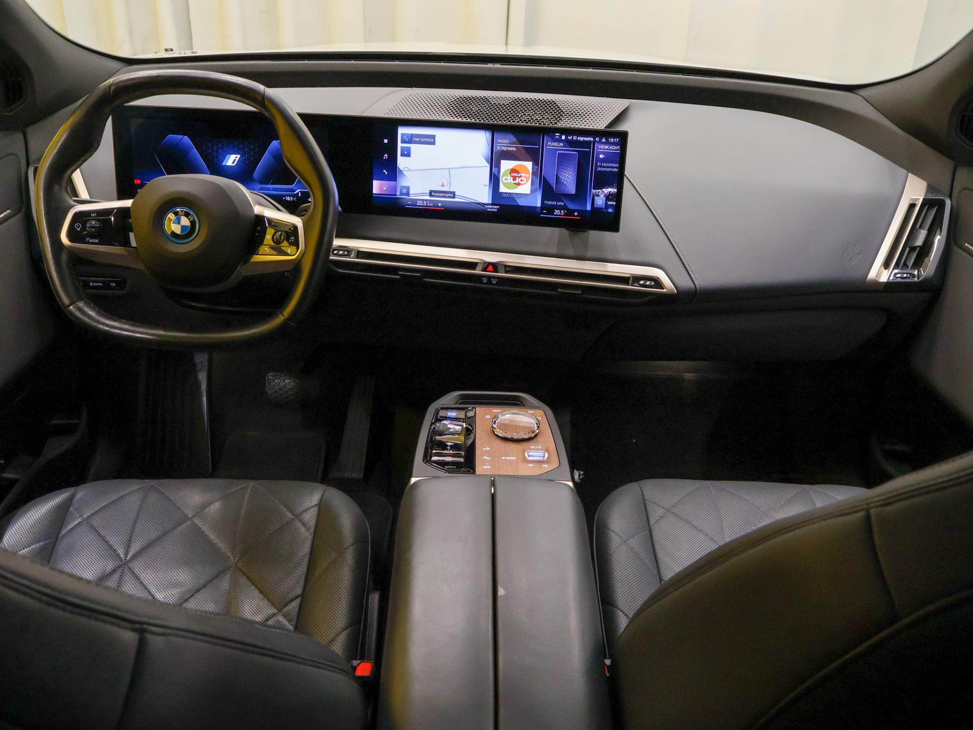 BMW iX 2022