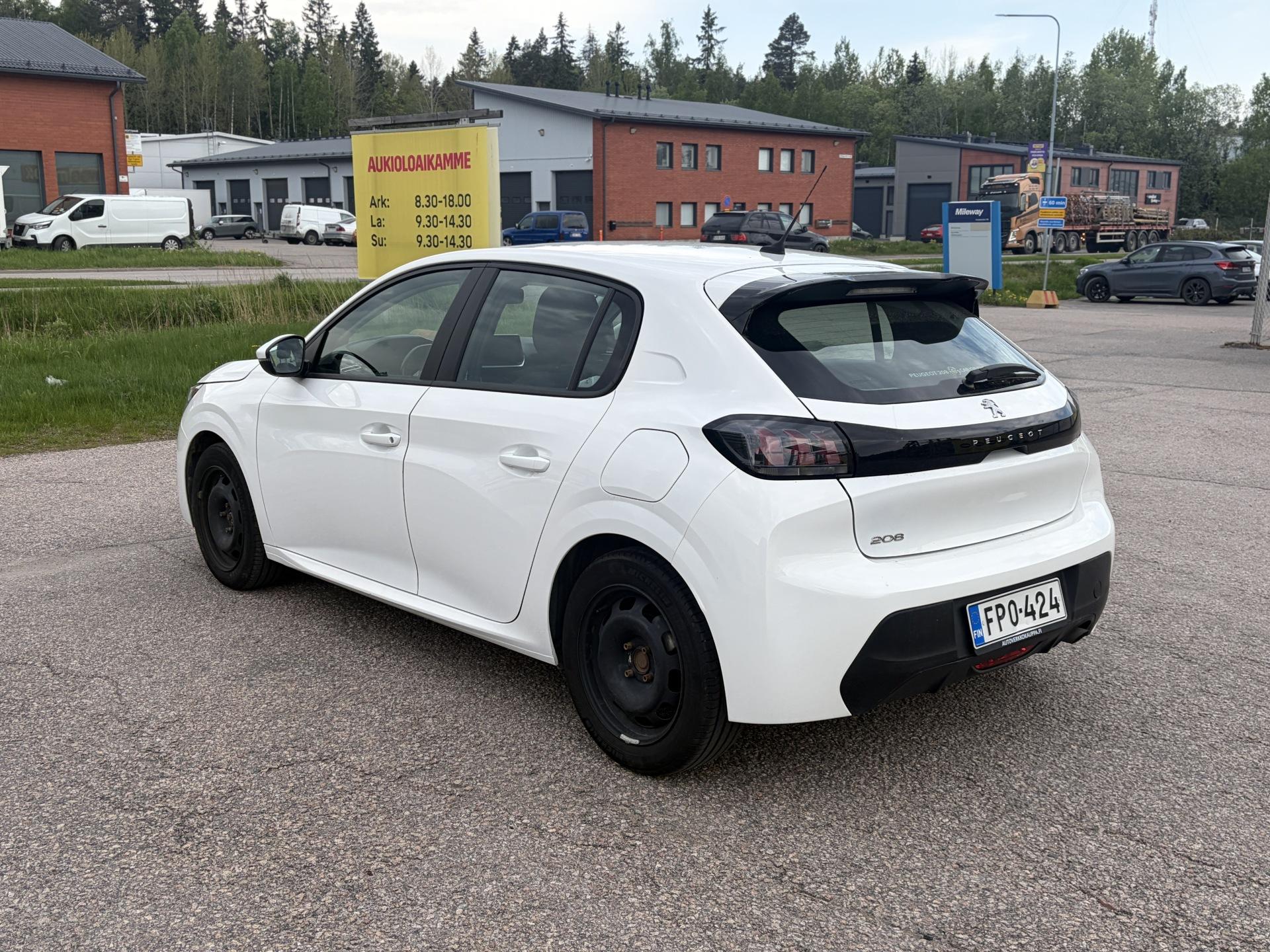 PEUGEOT 208 2020