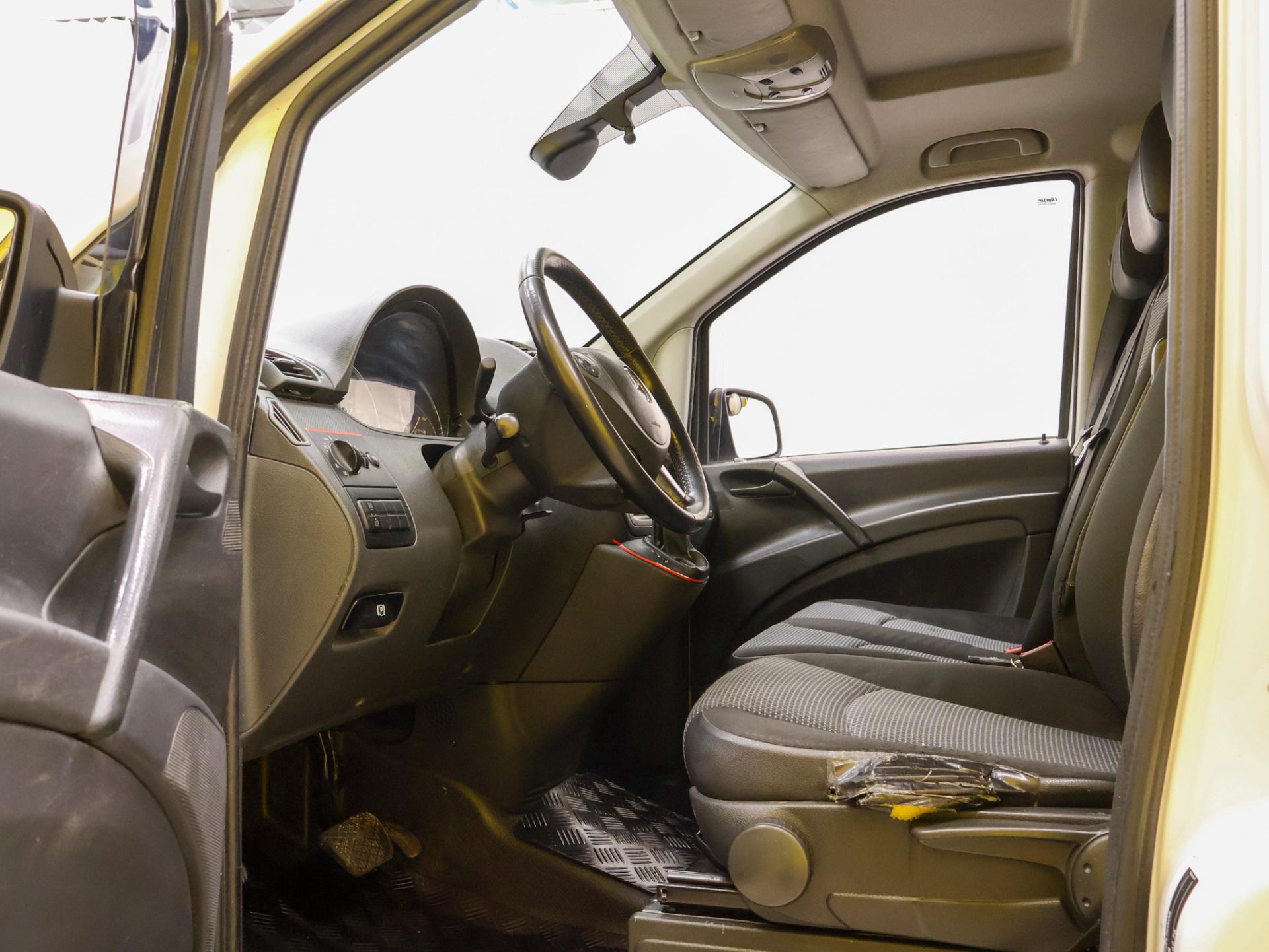 MERCEDES-BENZ Vito 2012