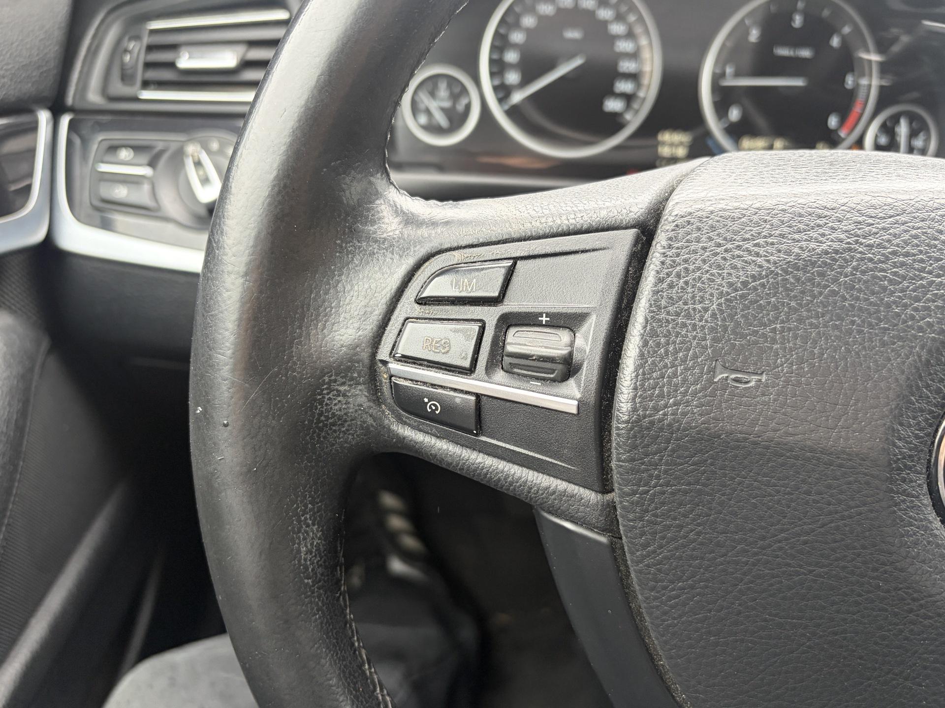 BMW 520 2013