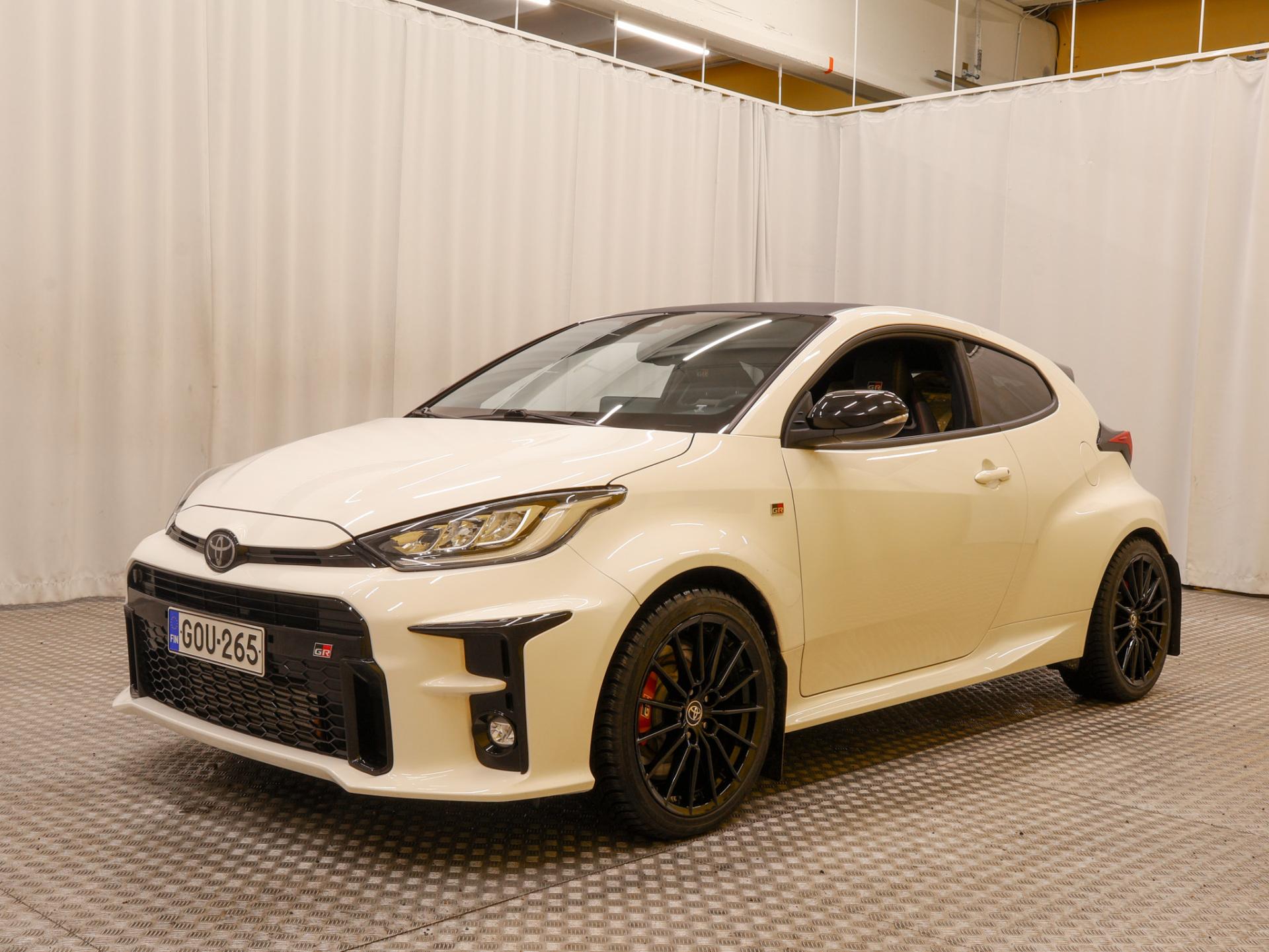 TOYOTA GR Yaris 2021