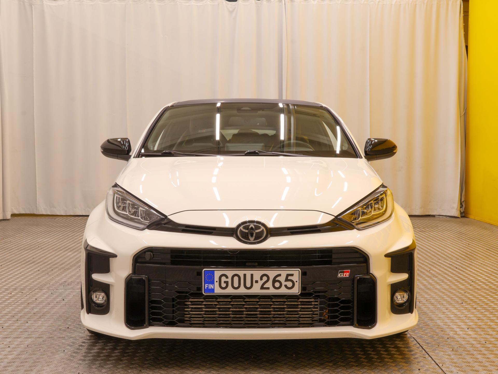 TOYOTA GR Yaris 2021