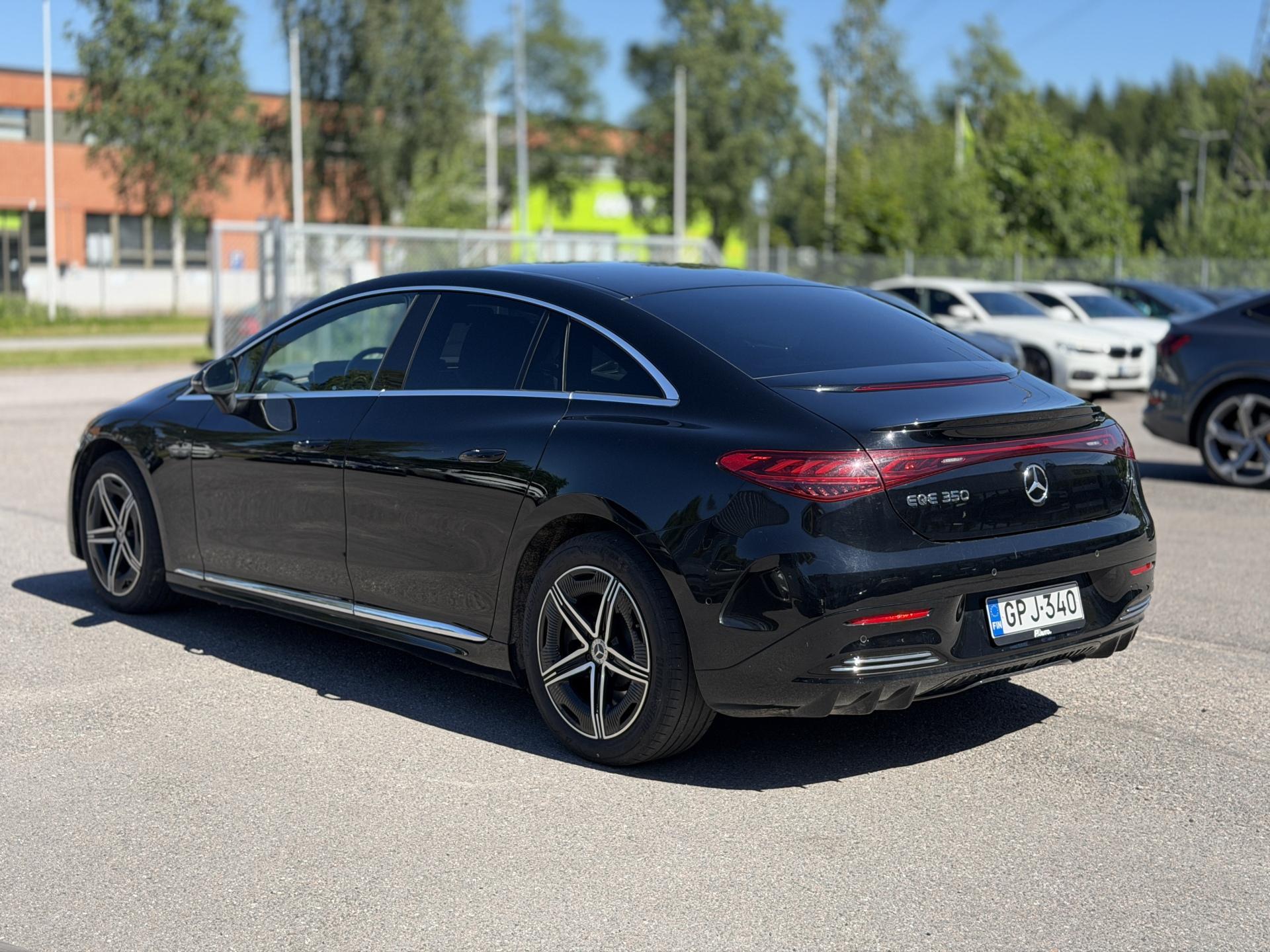 MERCEDES-BENZ EQE 2022
