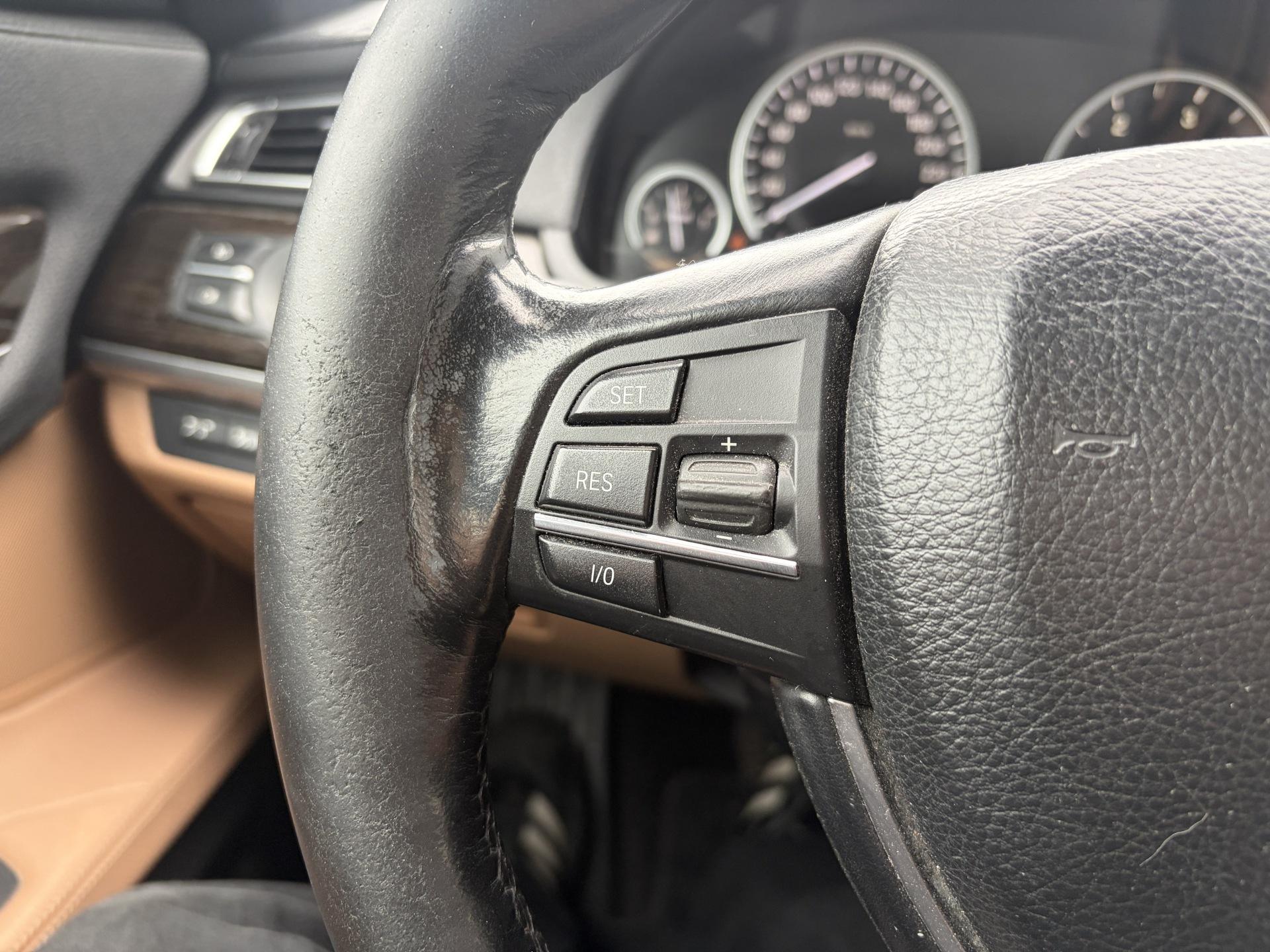 BMW 730 2009