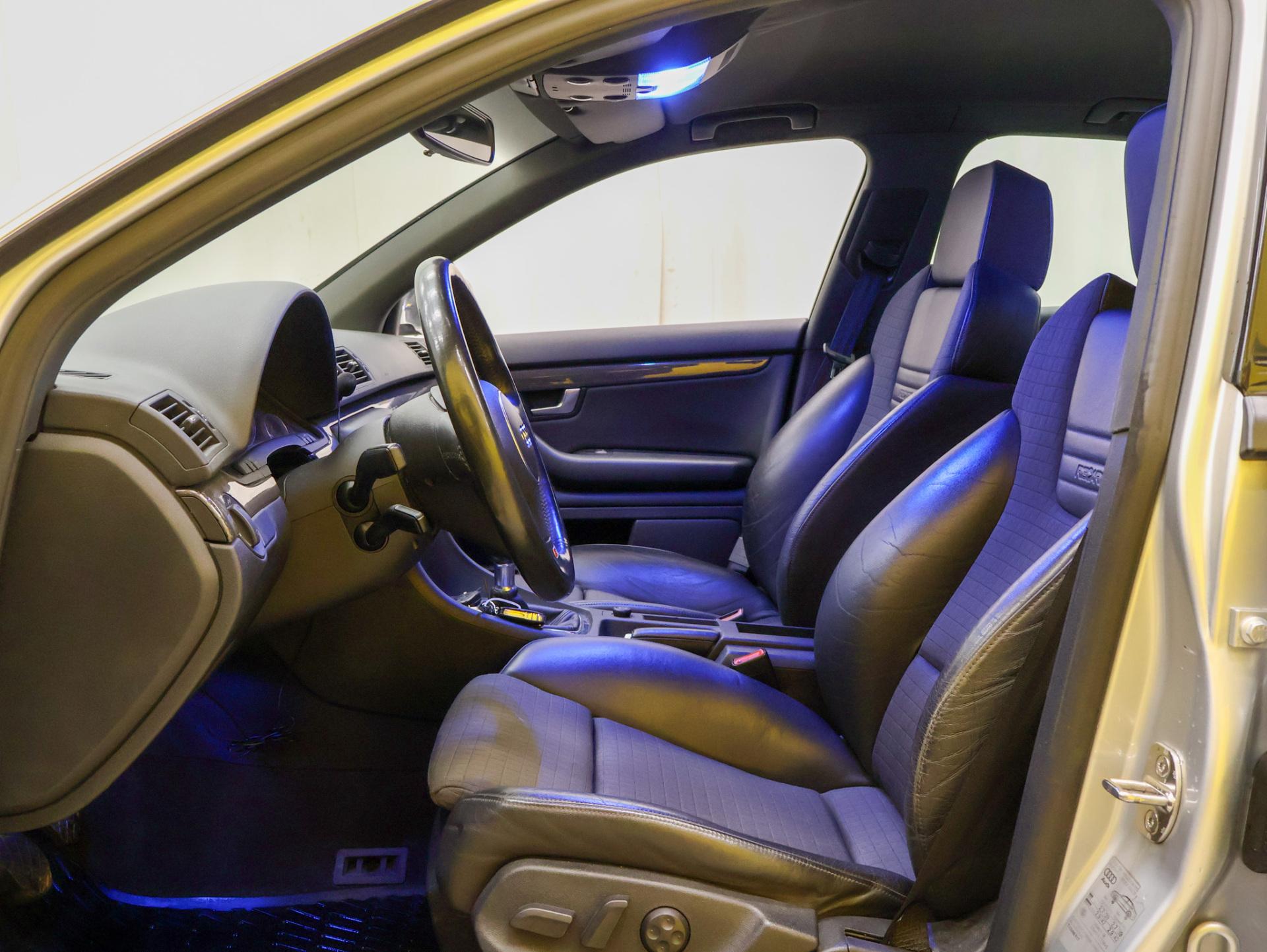 AUDI S4 2003