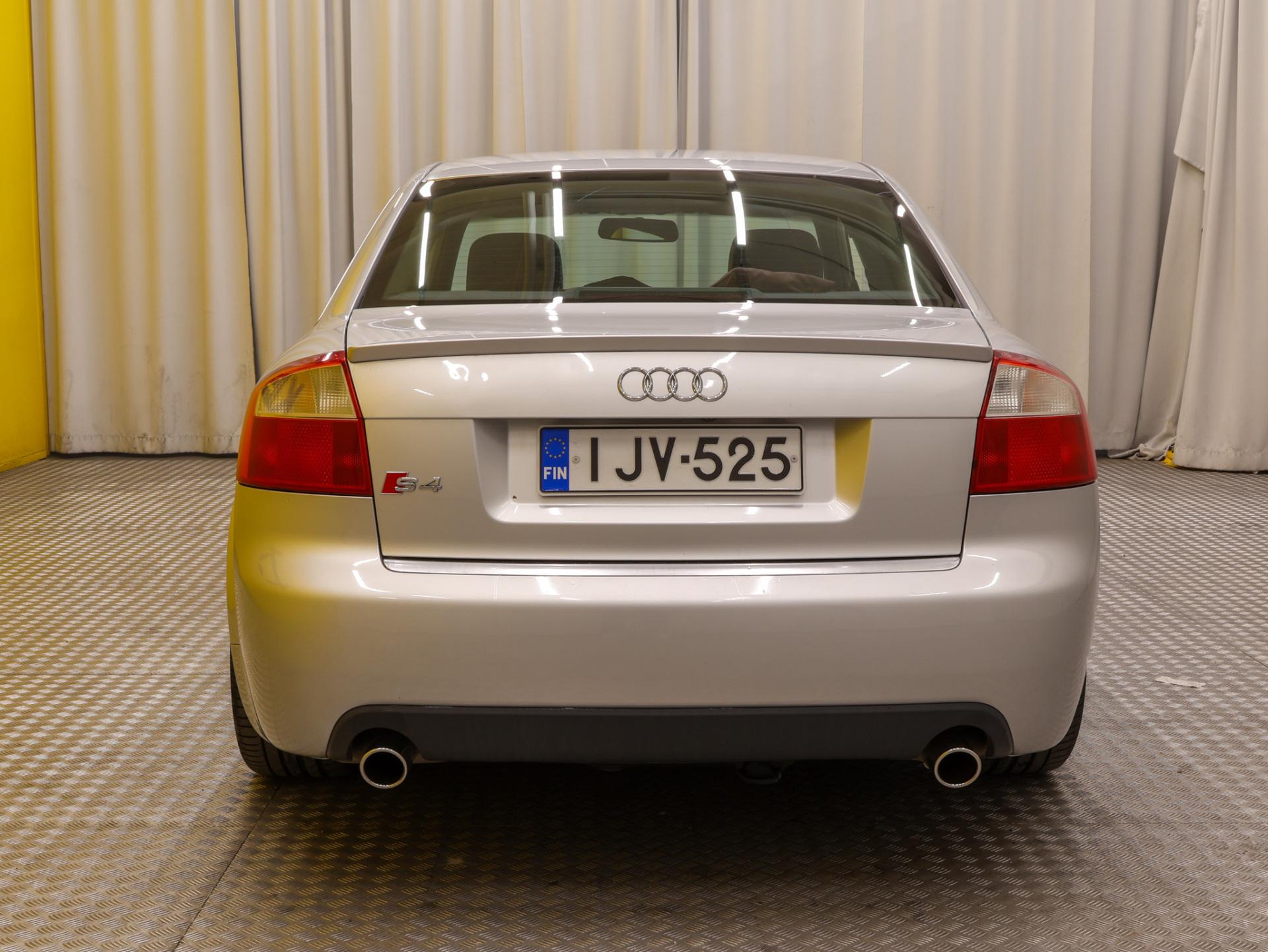 AUDI S4 2003