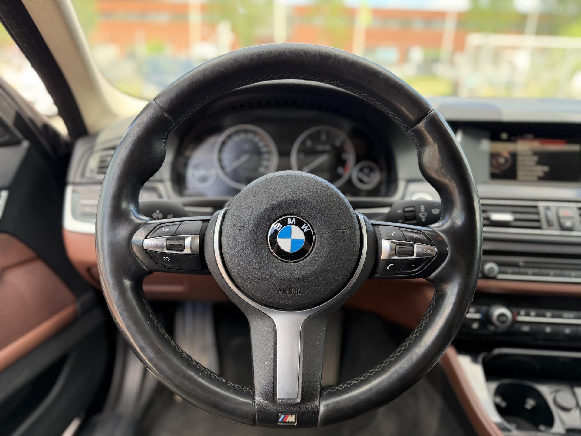 BMW 530 2014