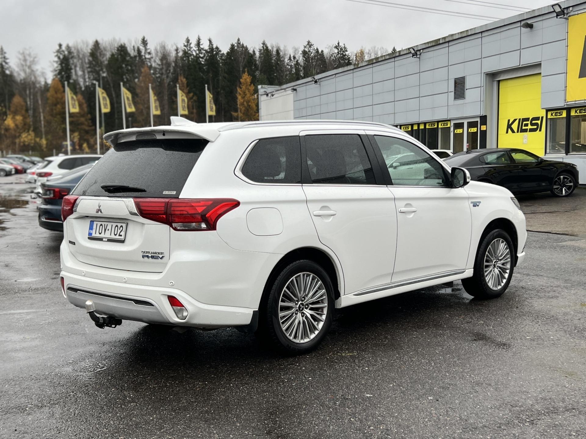 MITSUBISHI Outlander PHEV 2019
