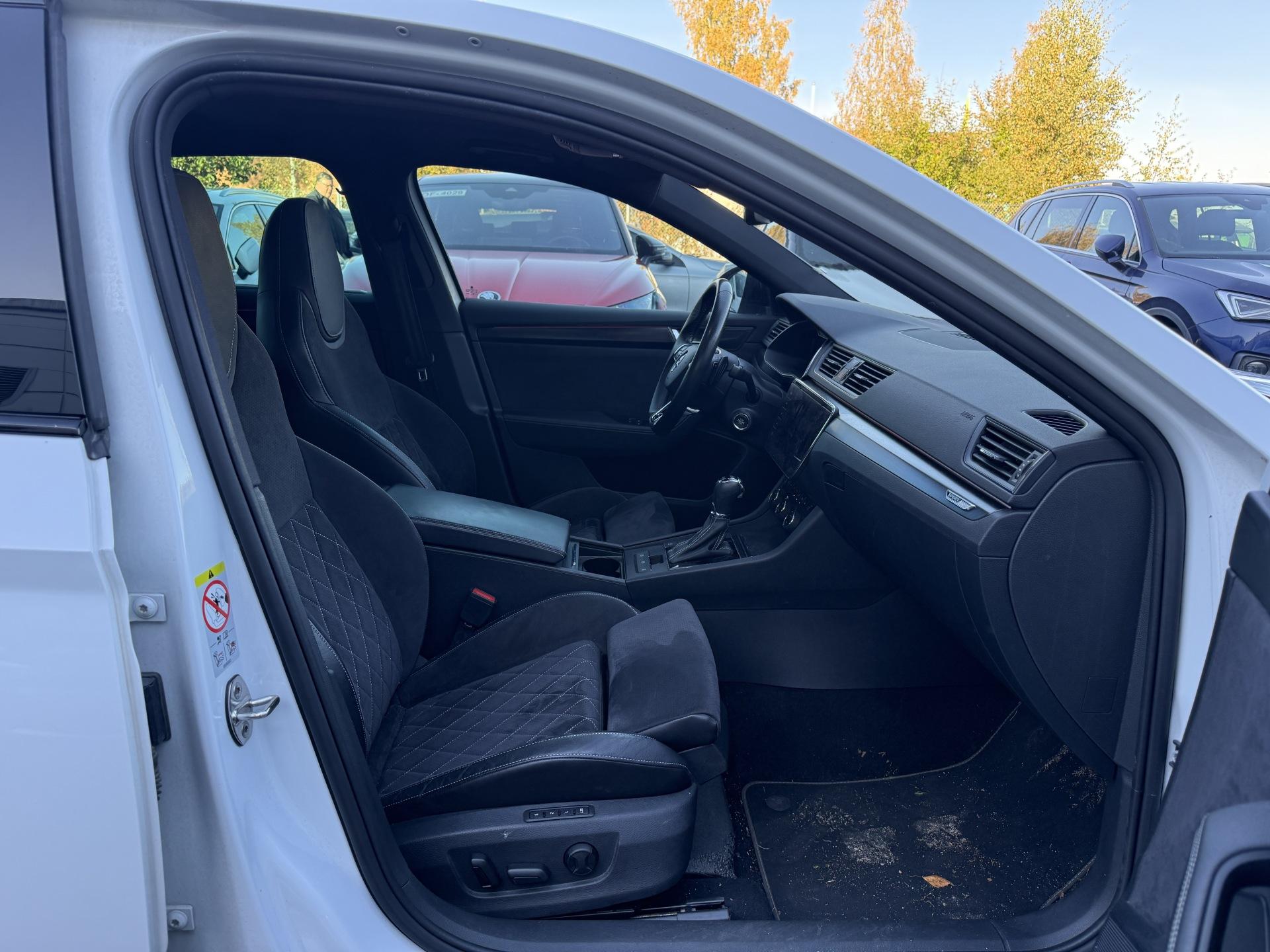 SKODA Superb 2021