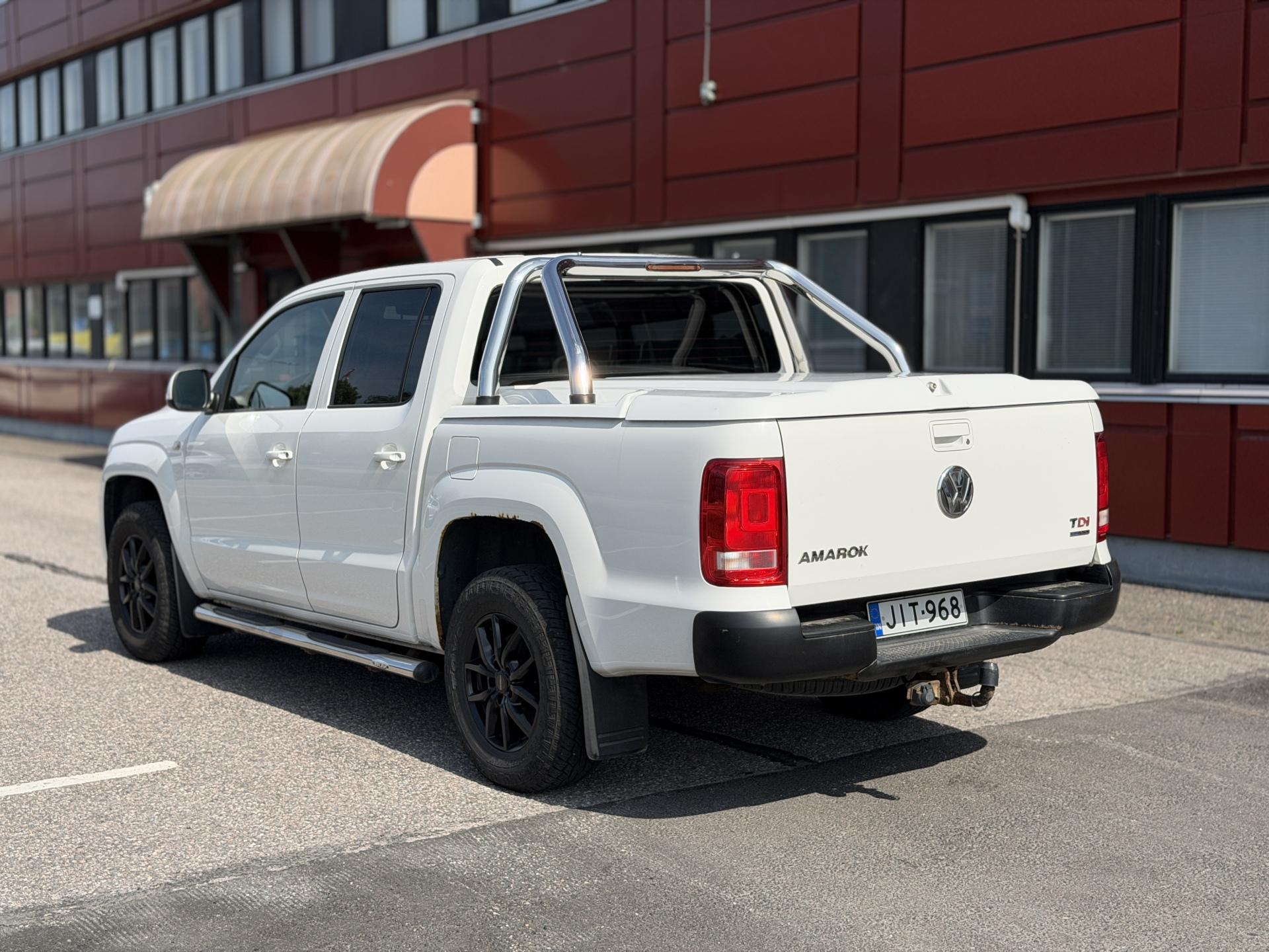 VOLKSWAGEN Amarok 2013