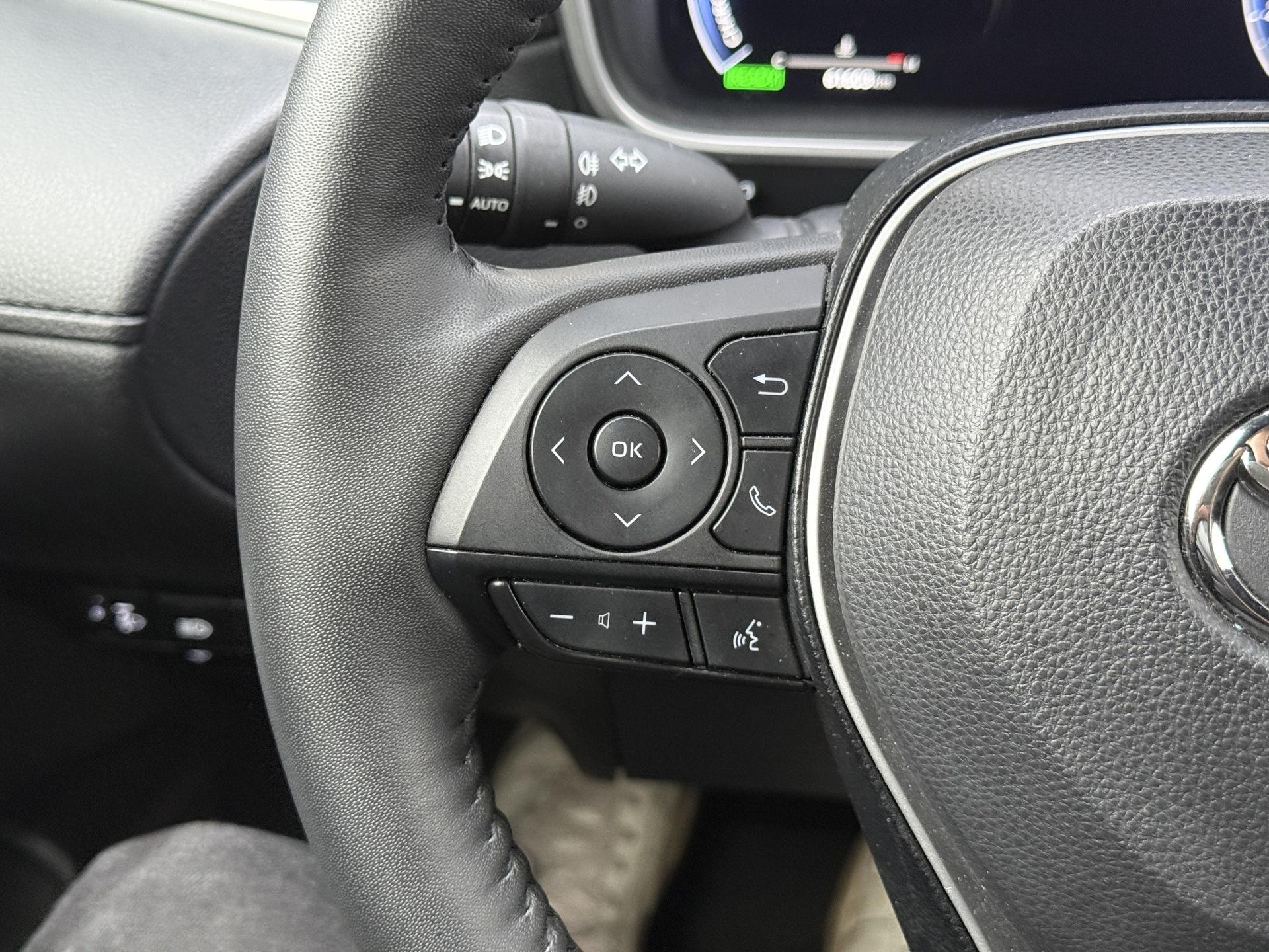 TOYOTA Corolla Cross 2023