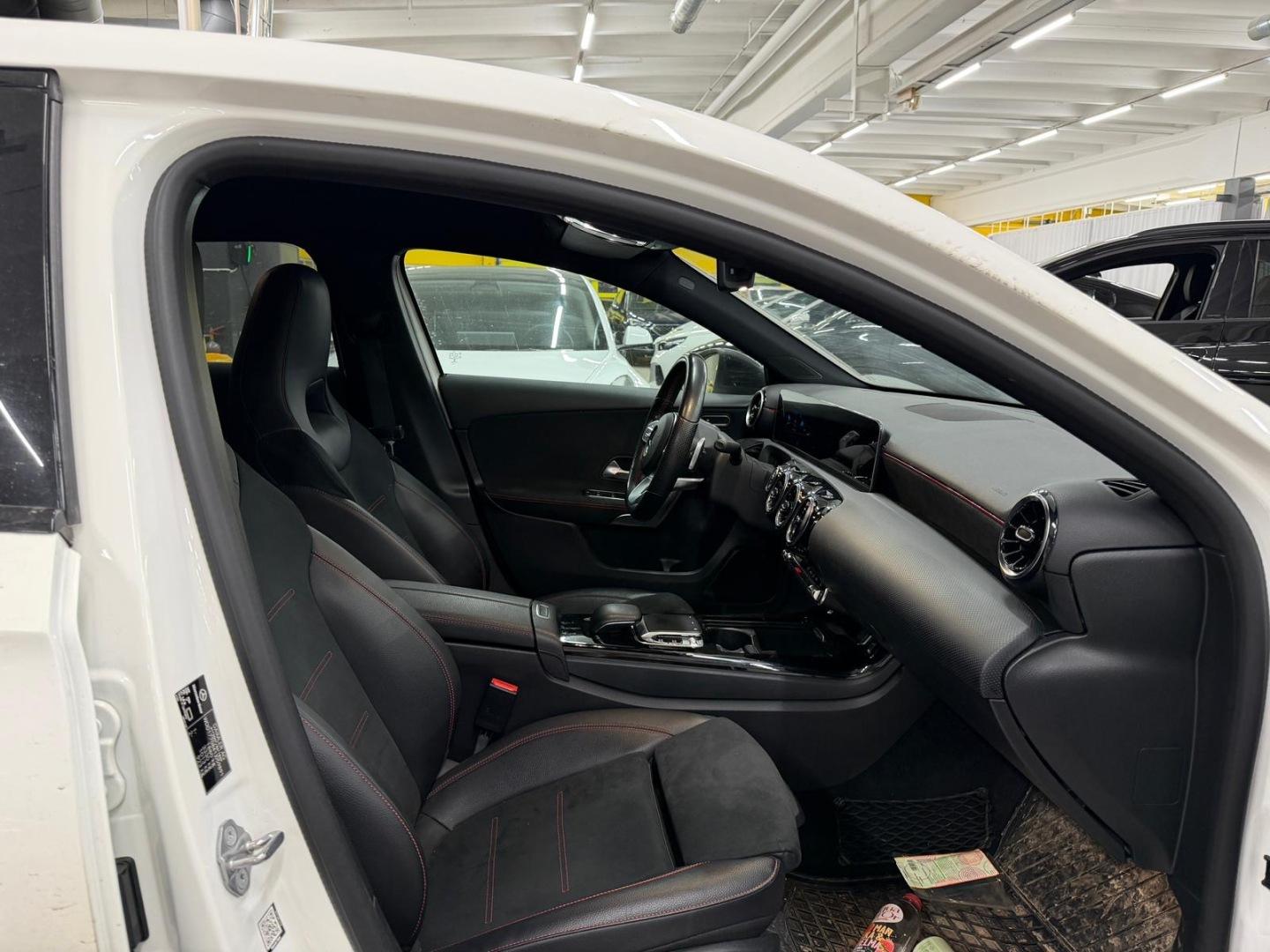 MERCEDES-BENZ A 2019