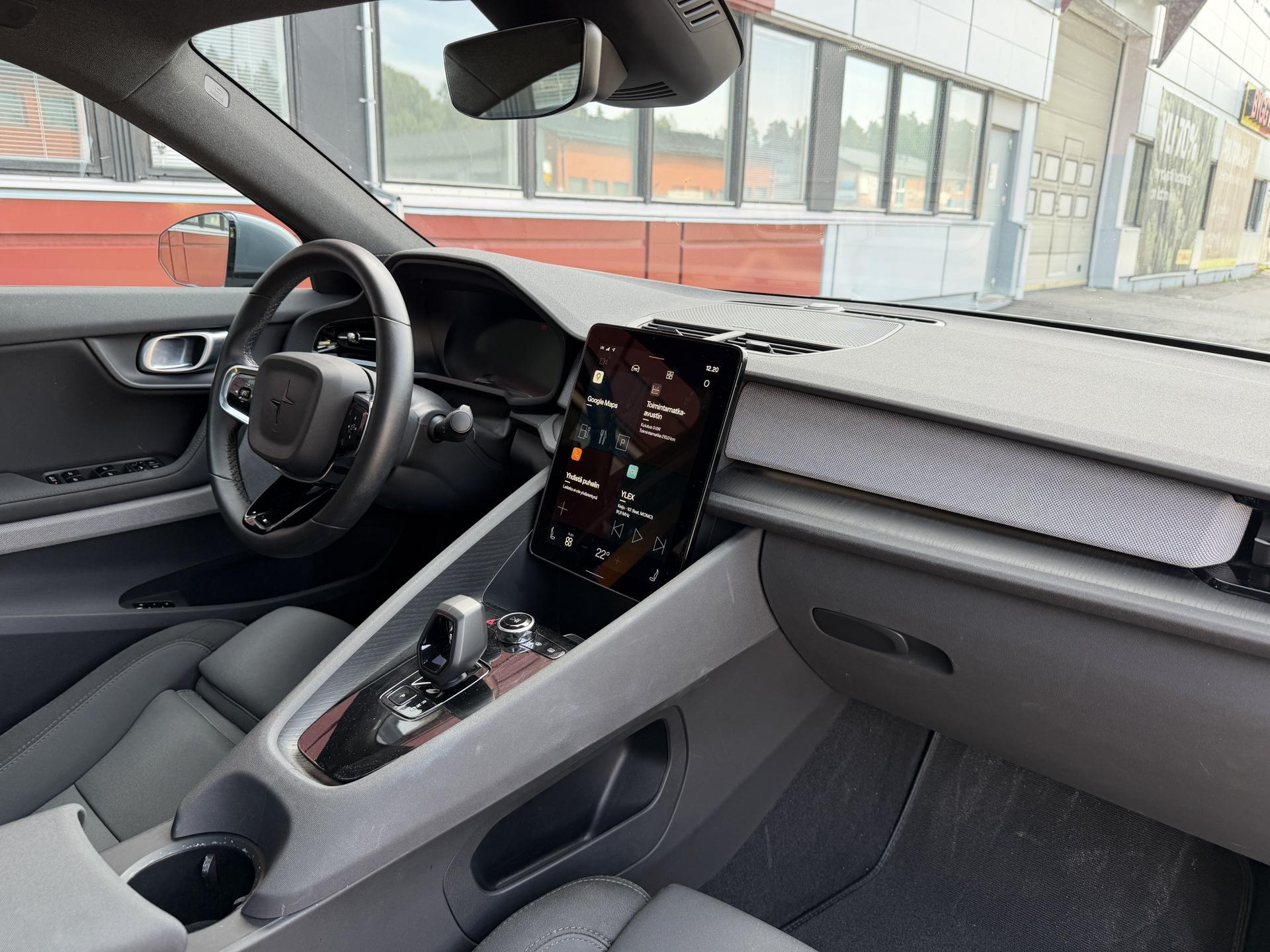 POLESTAR 2 2023