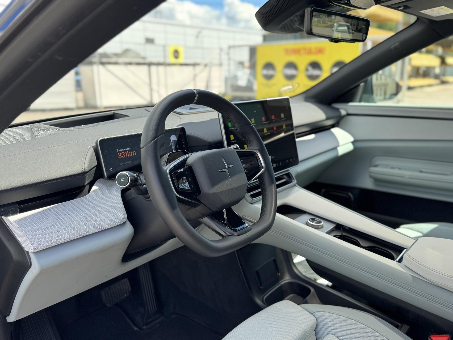 POLESTAR 4 2025
